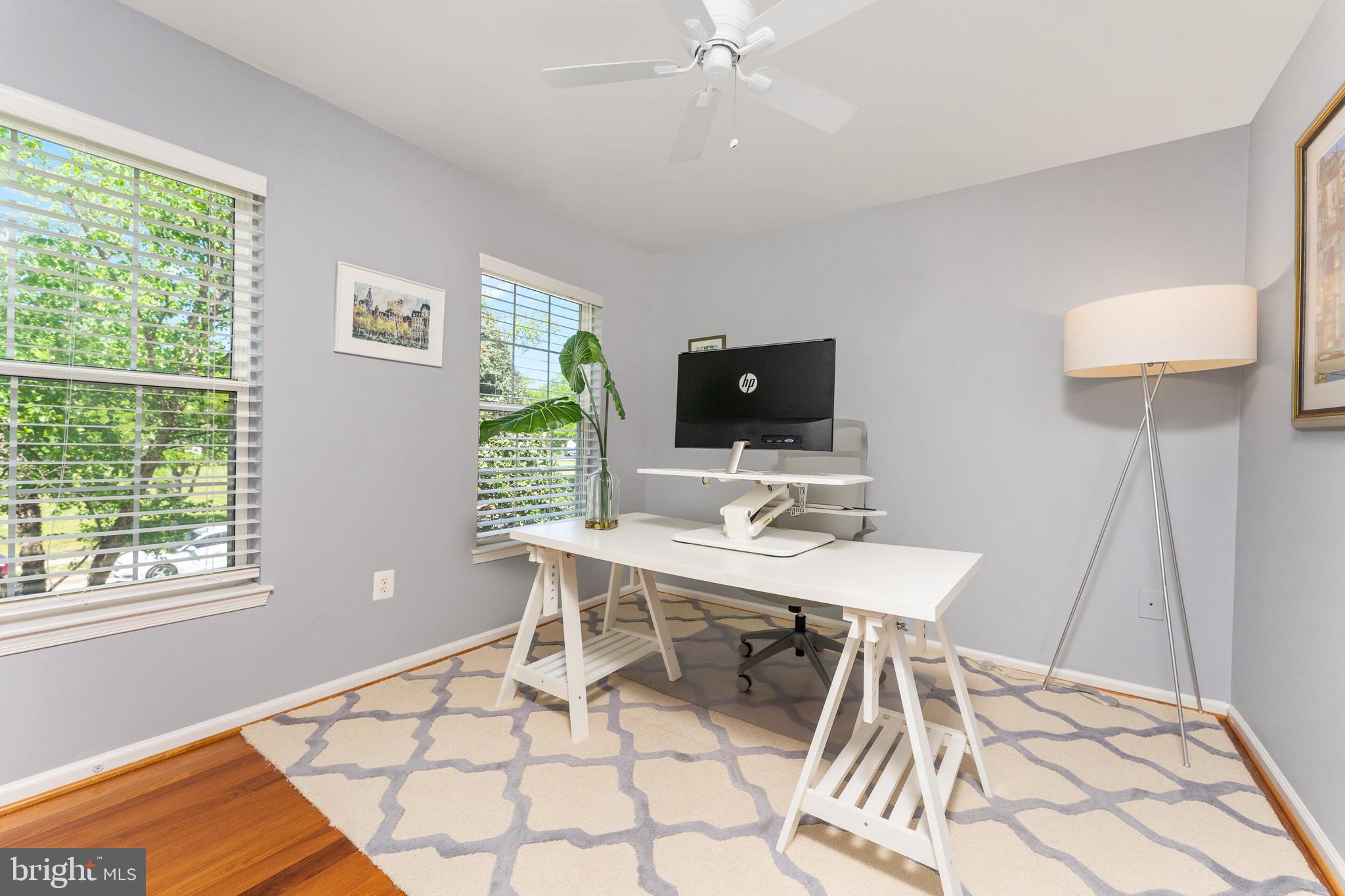 SOUTH RIDING - Residential