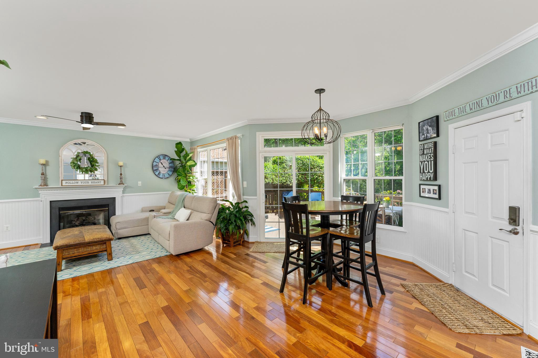 SOUTH RIDING - Residential