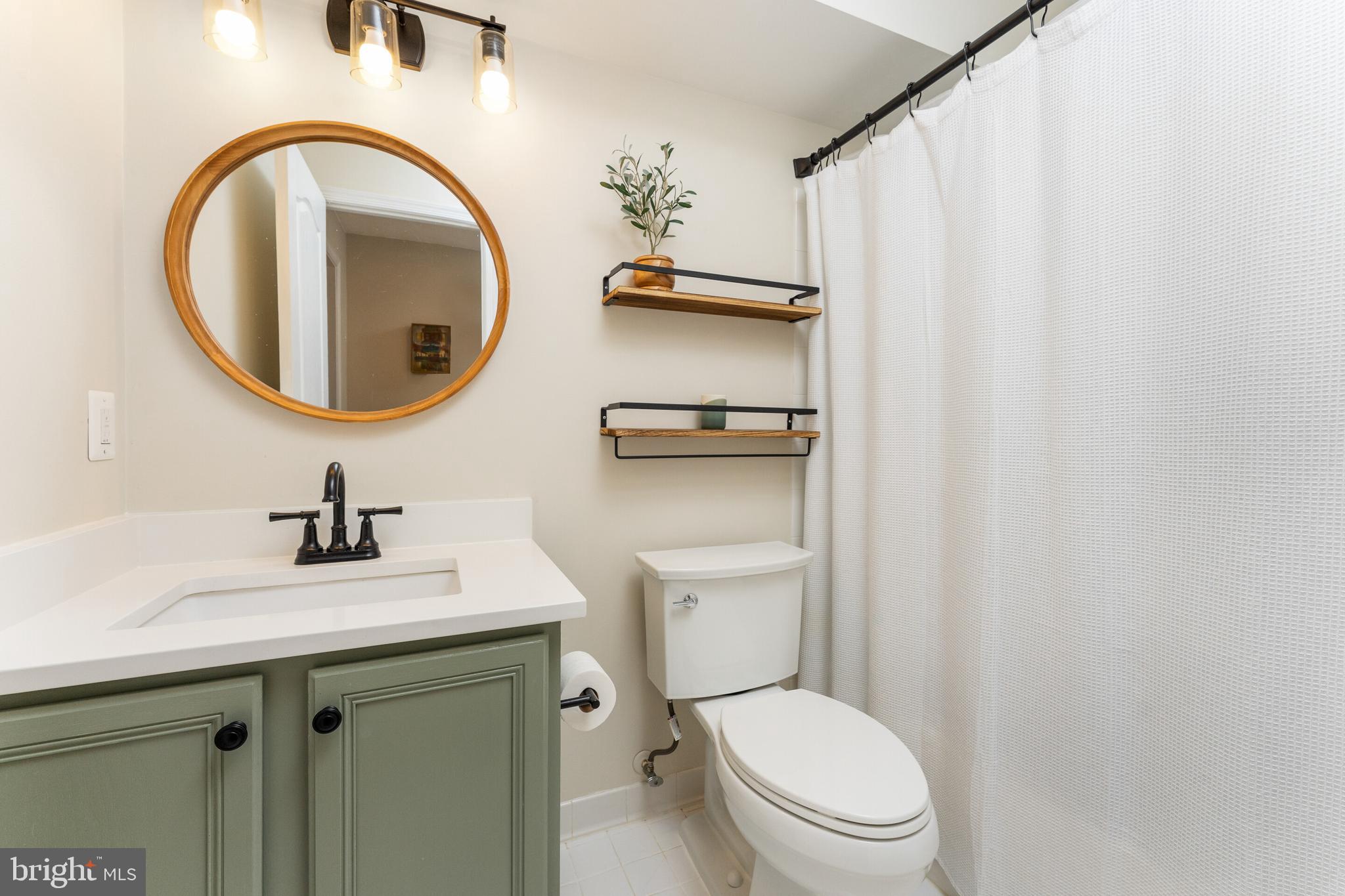 SOUTH RIDING - Residential