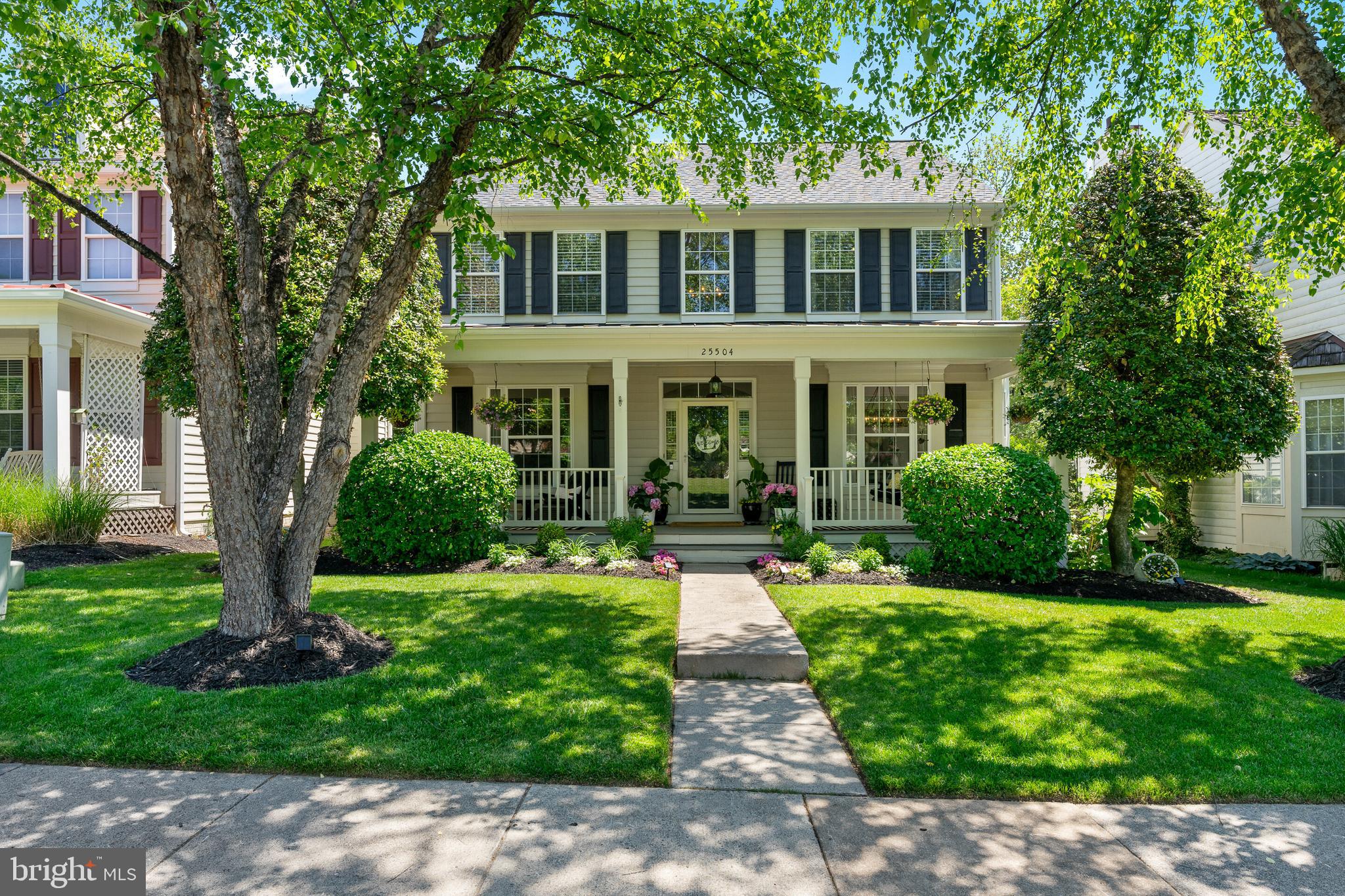 SOUTH RIDING - Residential