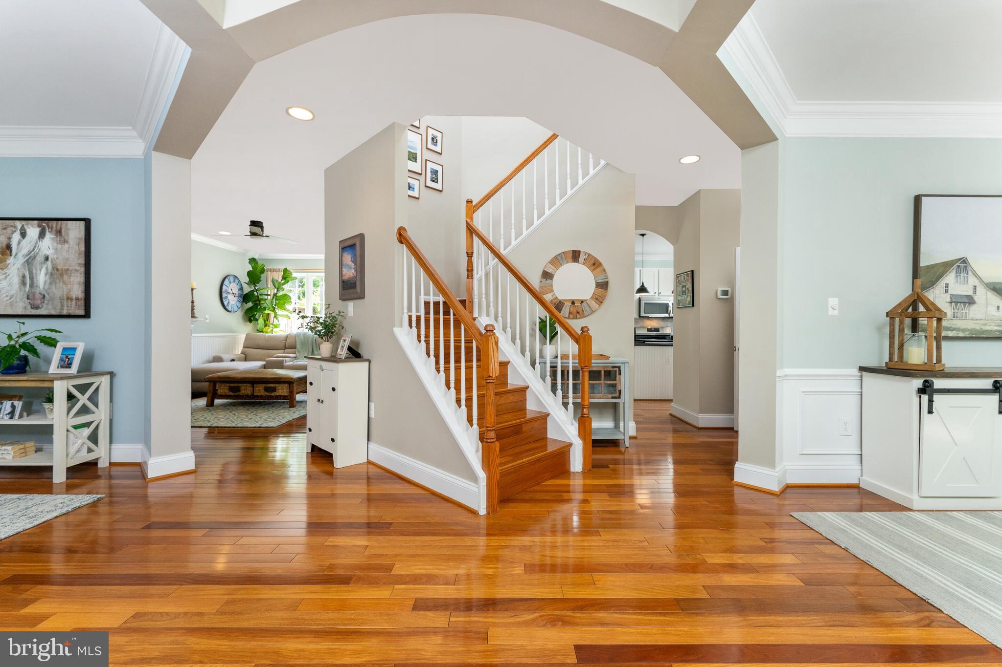 SOUTH RIDING - Residential