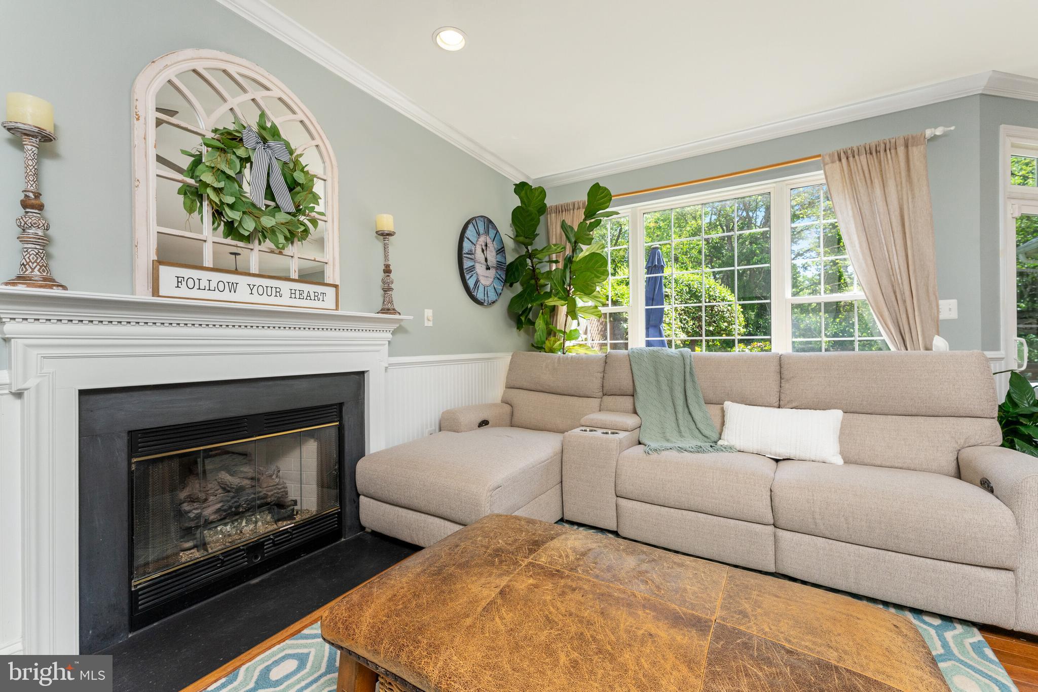 SOUTH RIDING - Residential