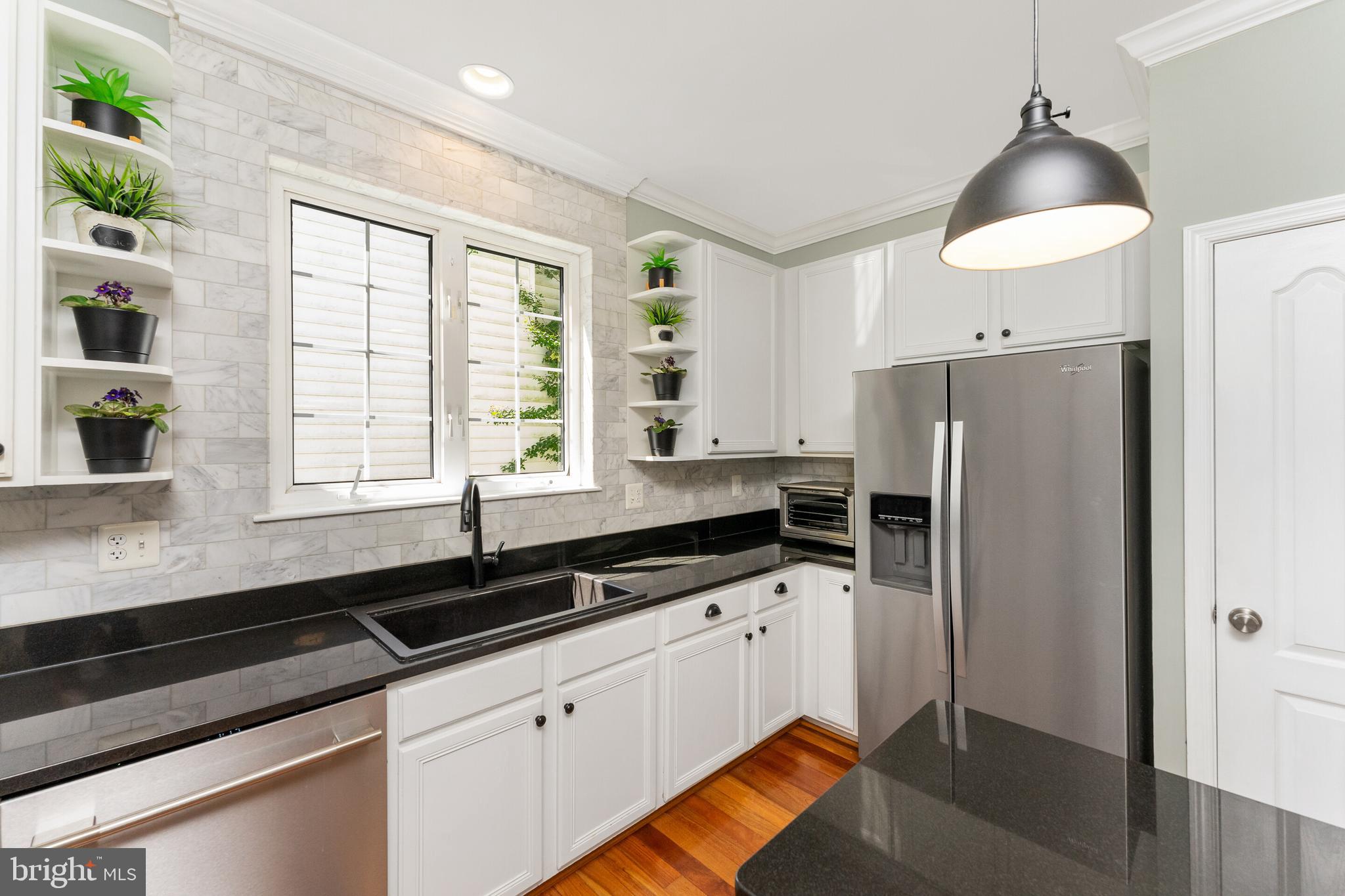 SOUTH RIDING - Residential