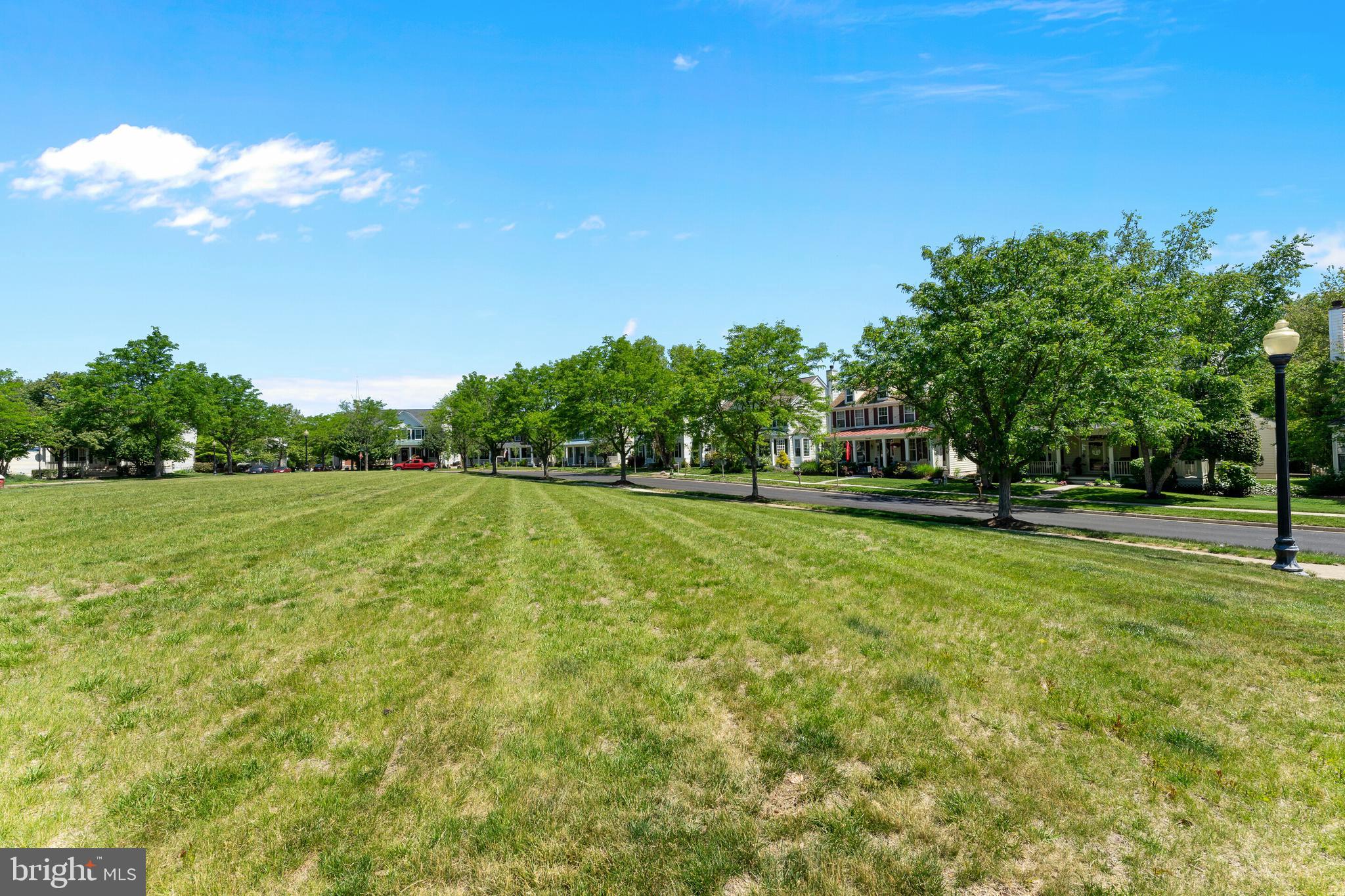 SOUTH RIDING - Residential
