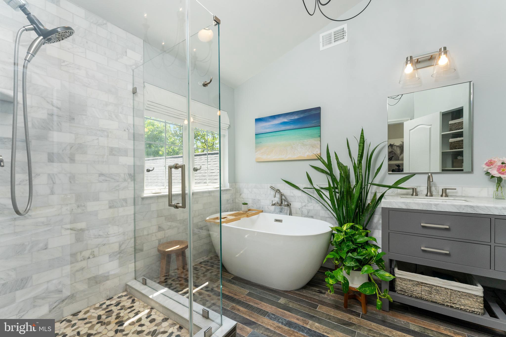 SOUTH RIDING - Residential