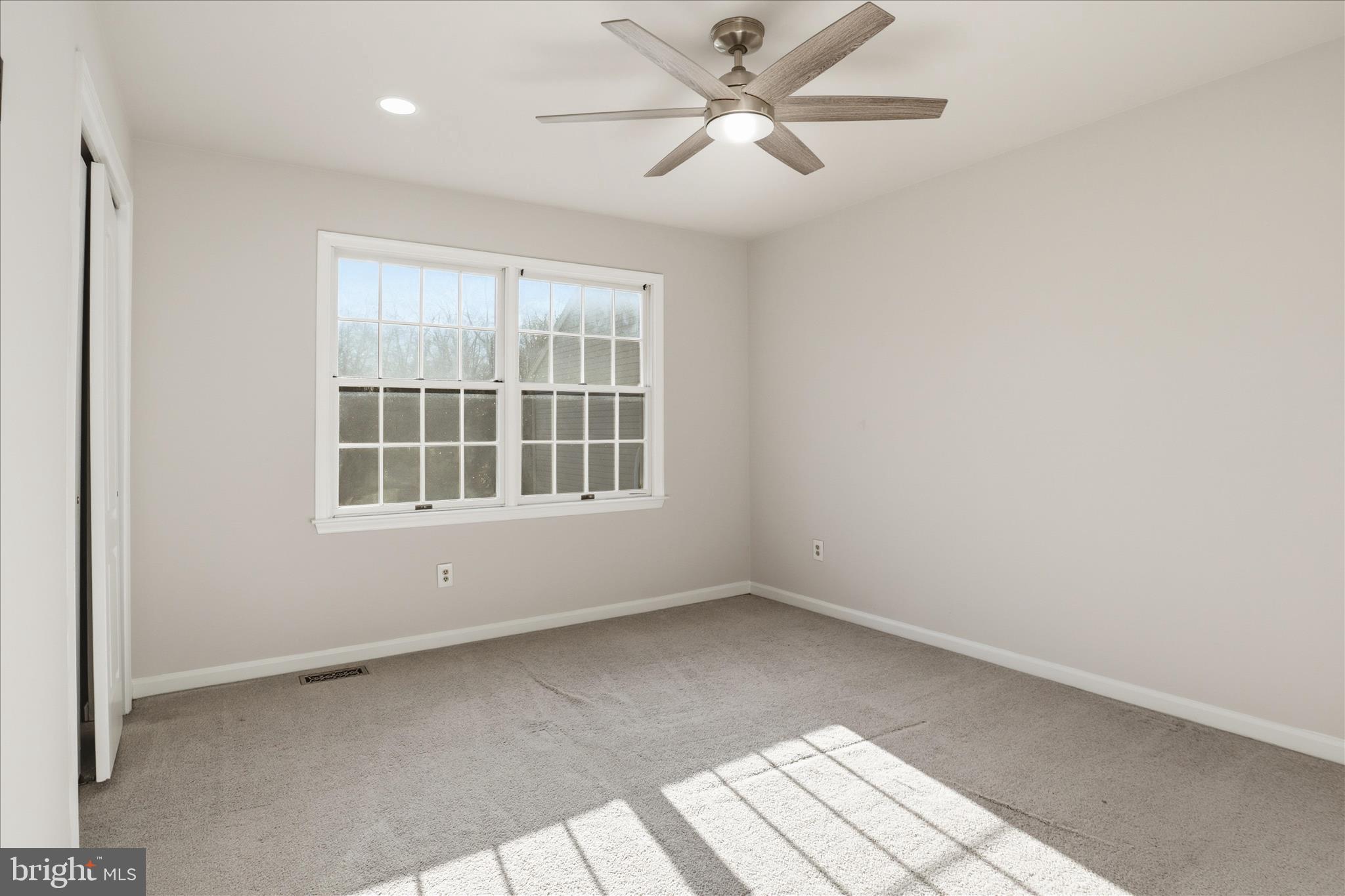 CENTURY OAK - Residential Lease