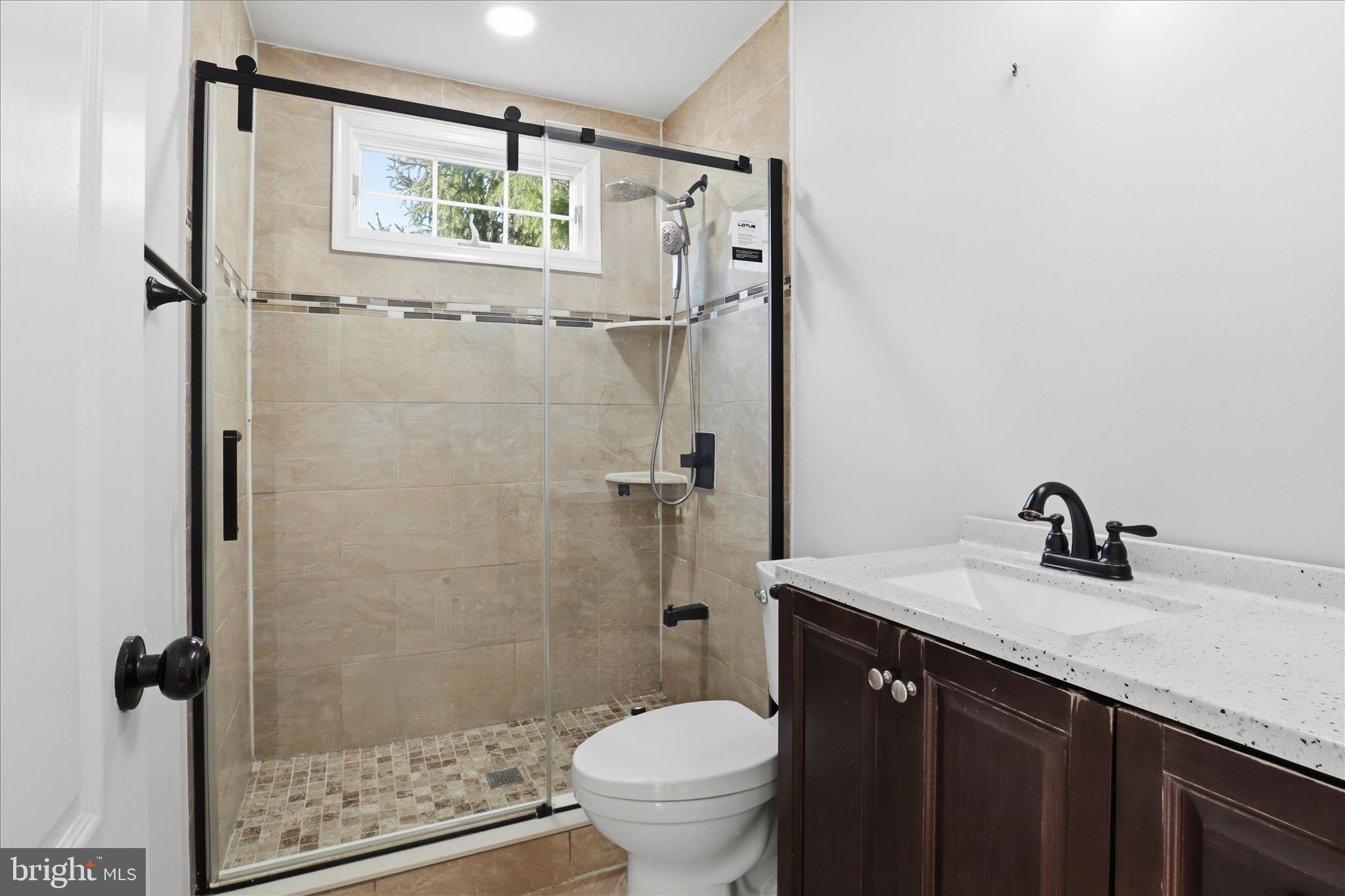 CENTURY OAK - Residential Lease