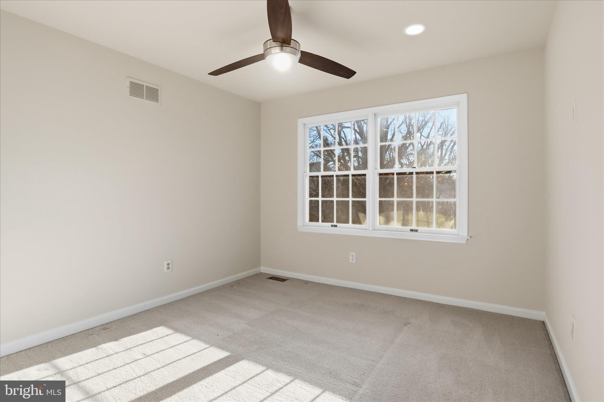 CENTURY OAK - Residential Lease