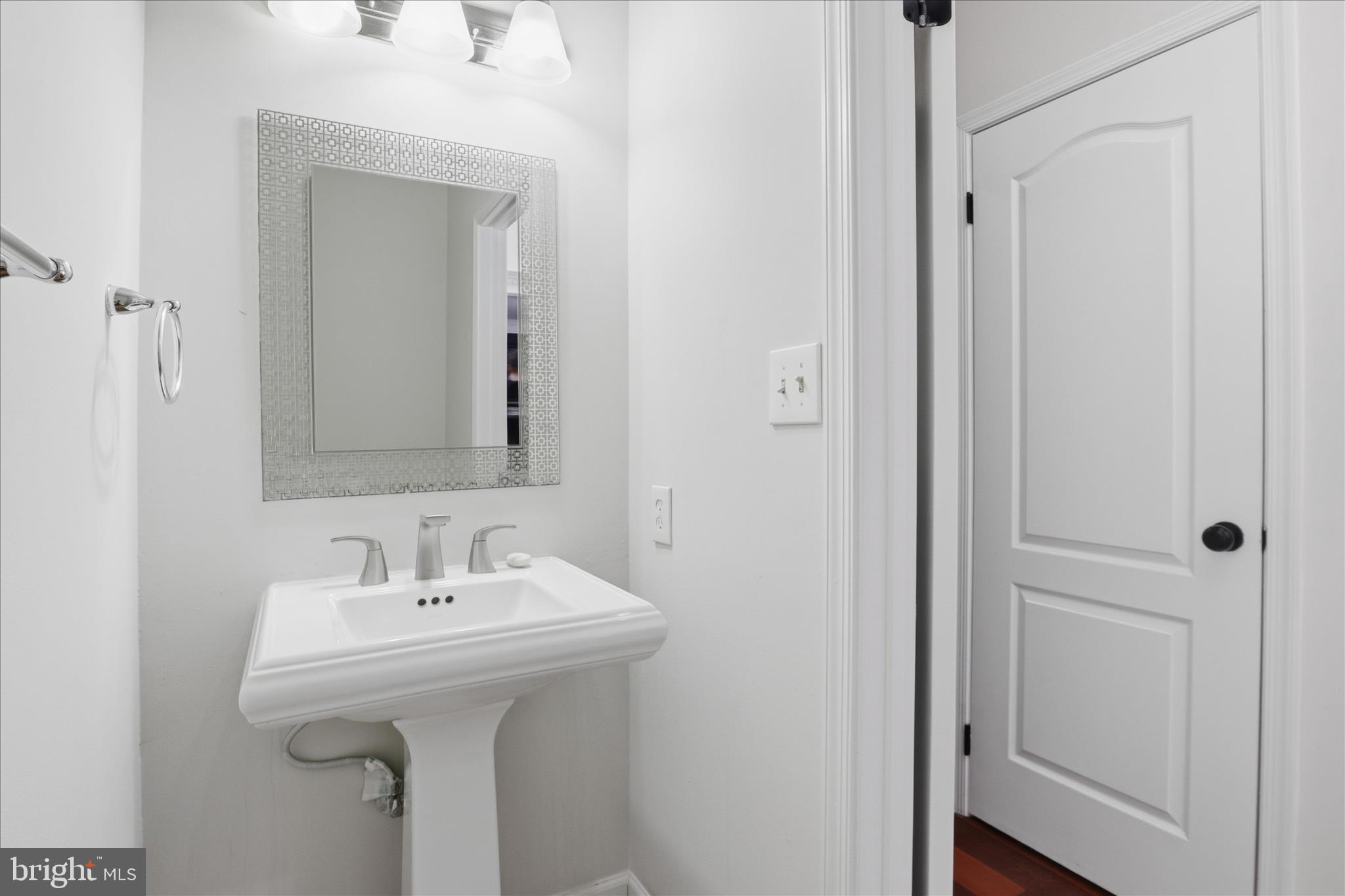 CENTURY OAK - Residential Lease