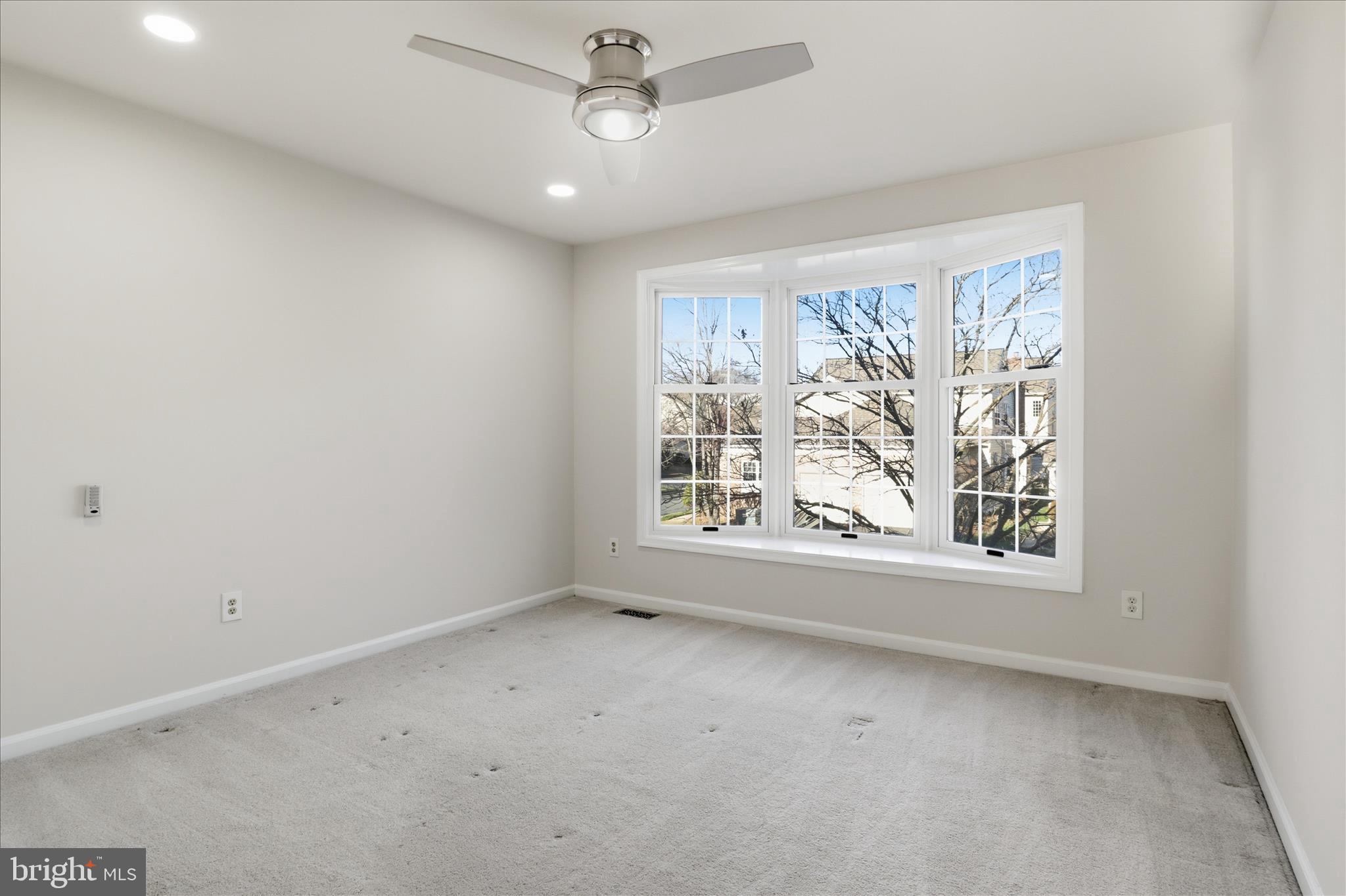 CENTURY OAK - Residential Lease