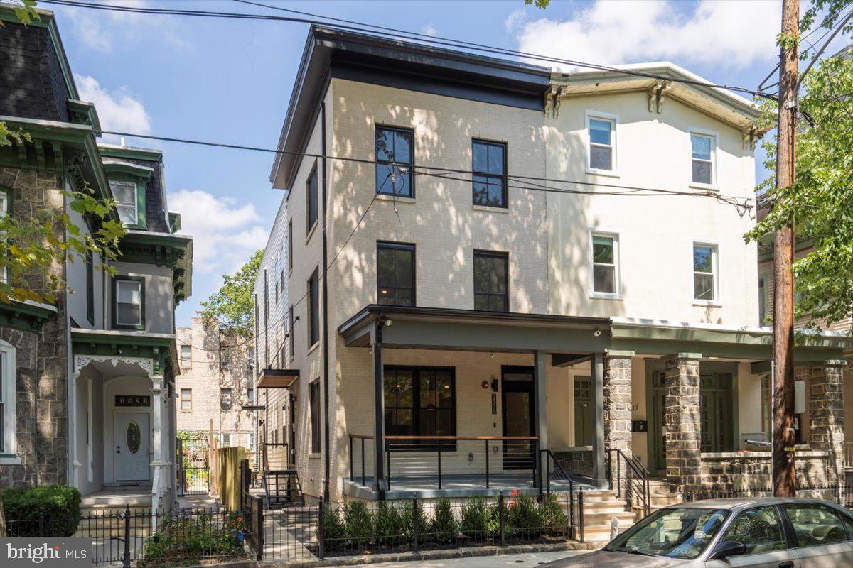 3519 HAMILTON STREET 3