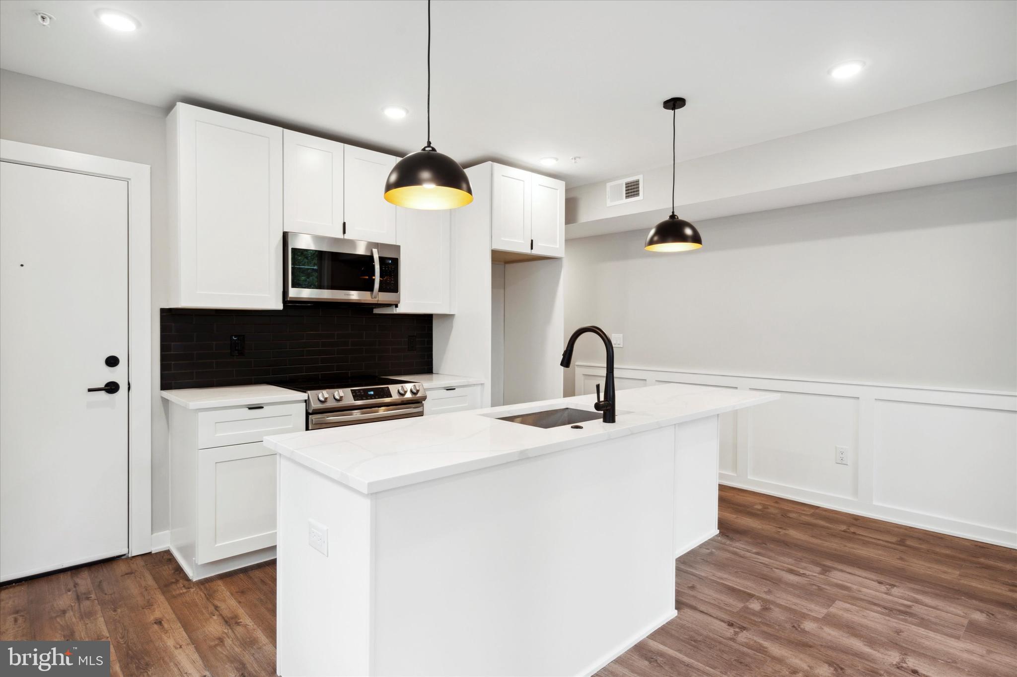 3519 HAMILTON STREET 3