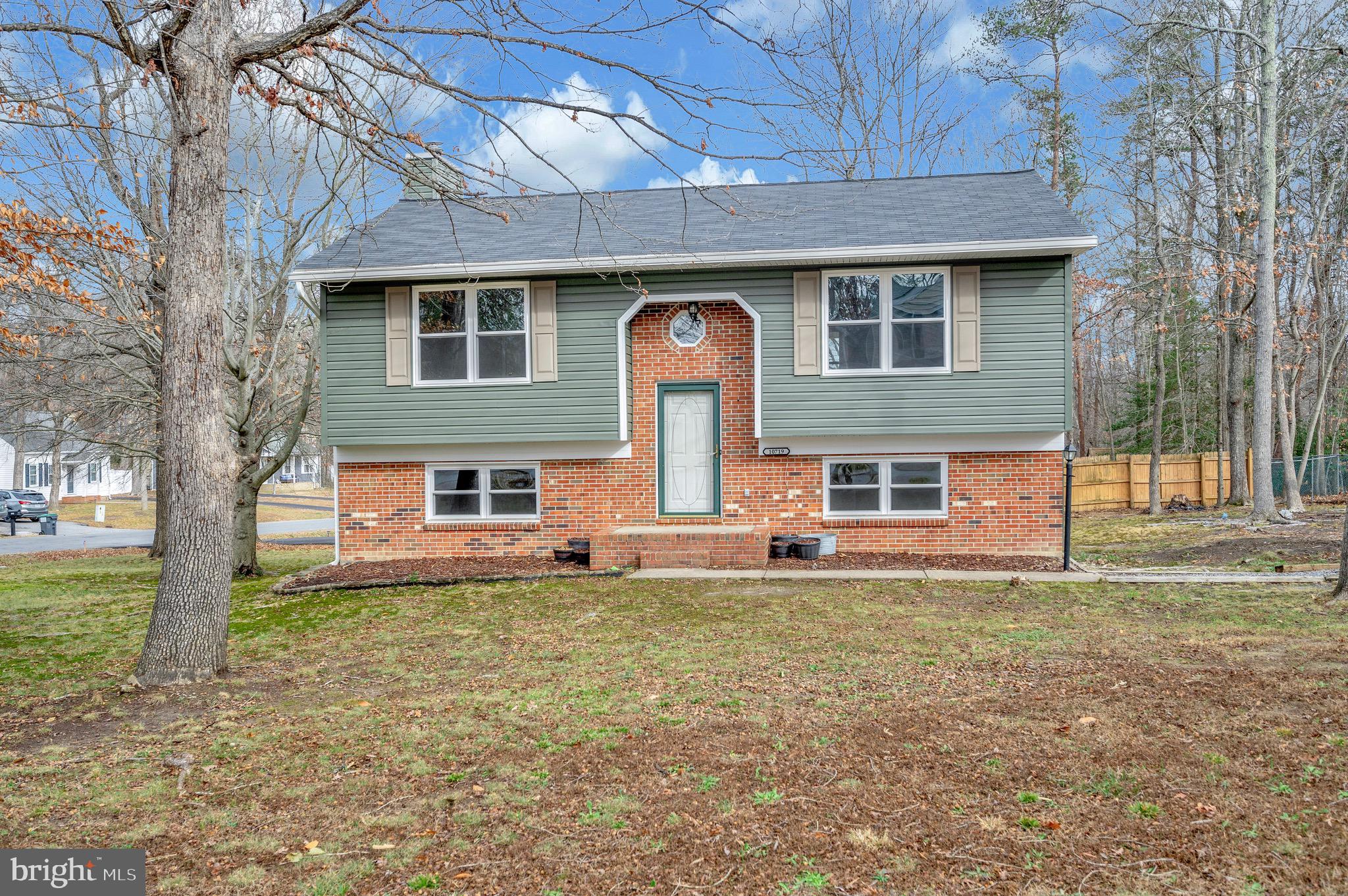 HOLLEYBROOKE/COBBLESTONE - Residential