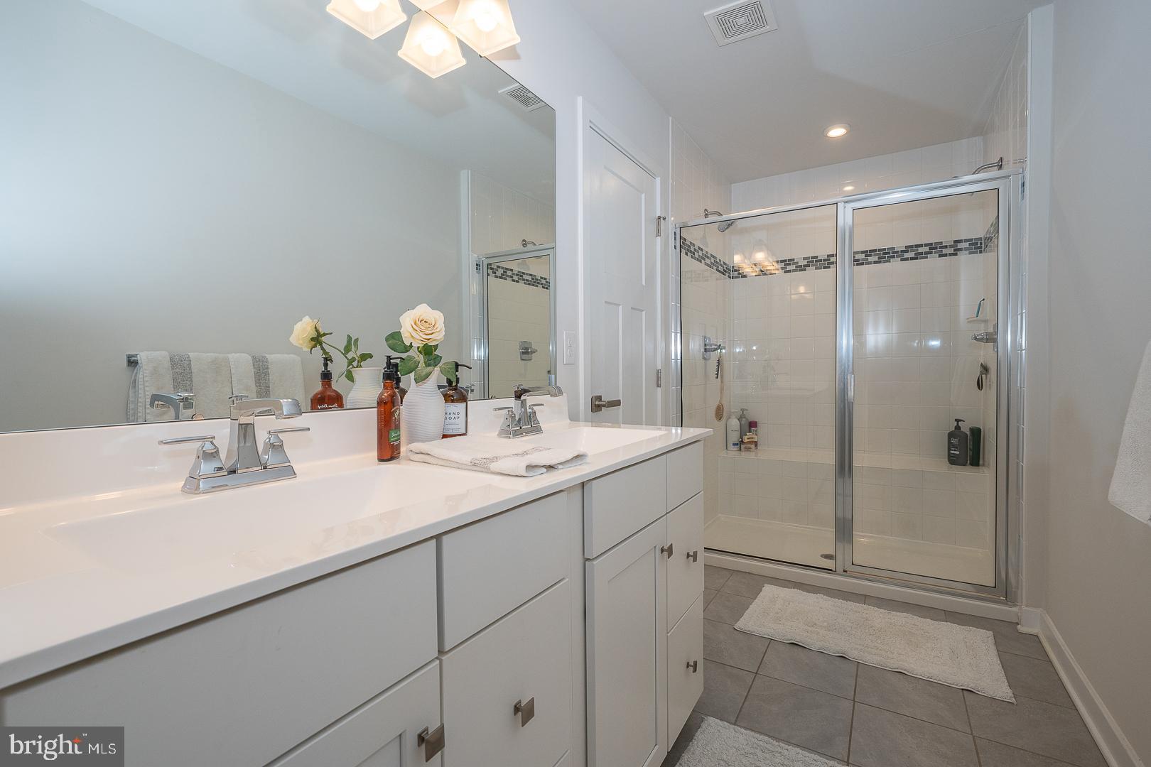 DOWNINGTOWN WALK - Residential