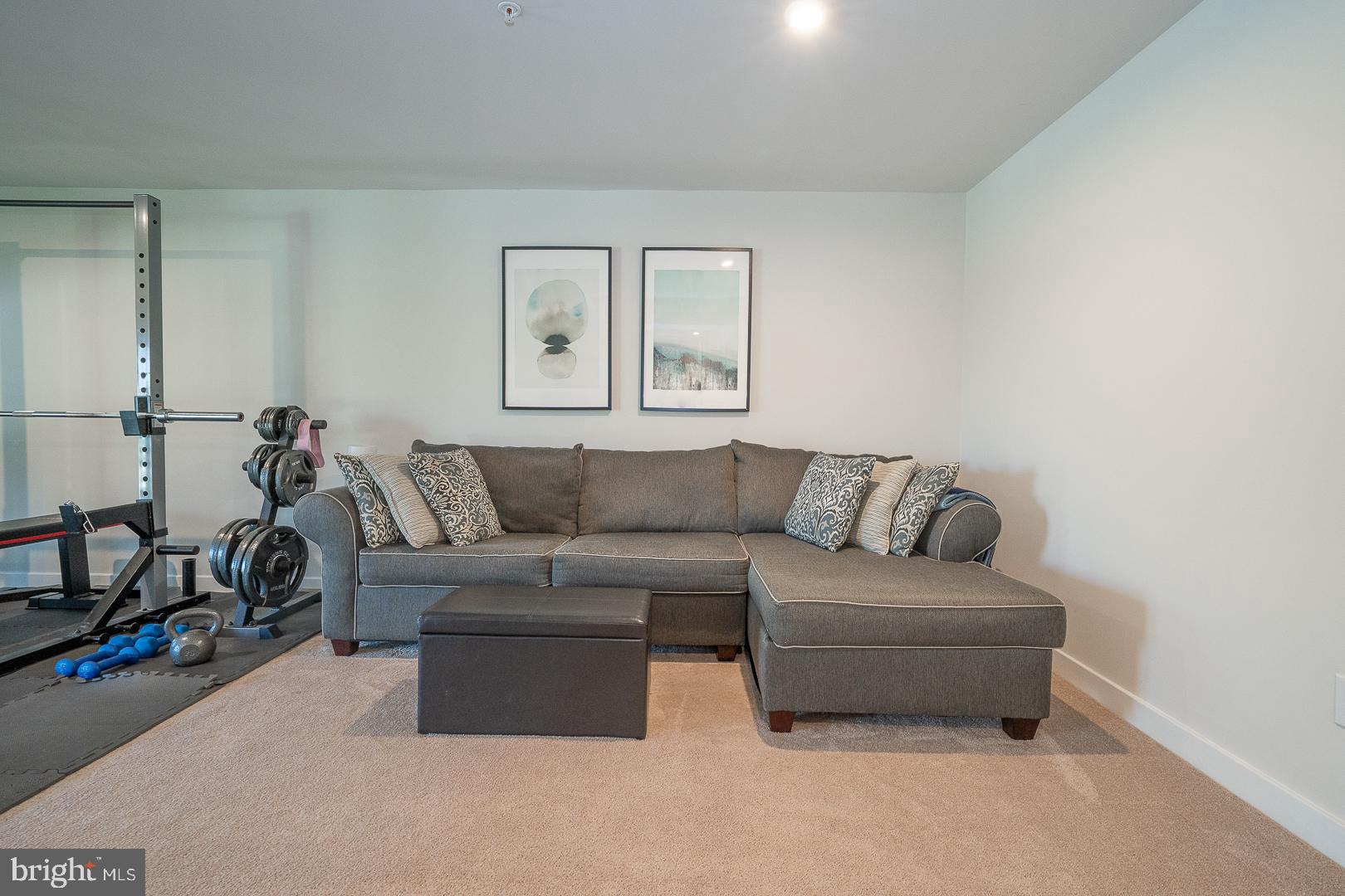 DOWNINGTOWN WALK - Residential