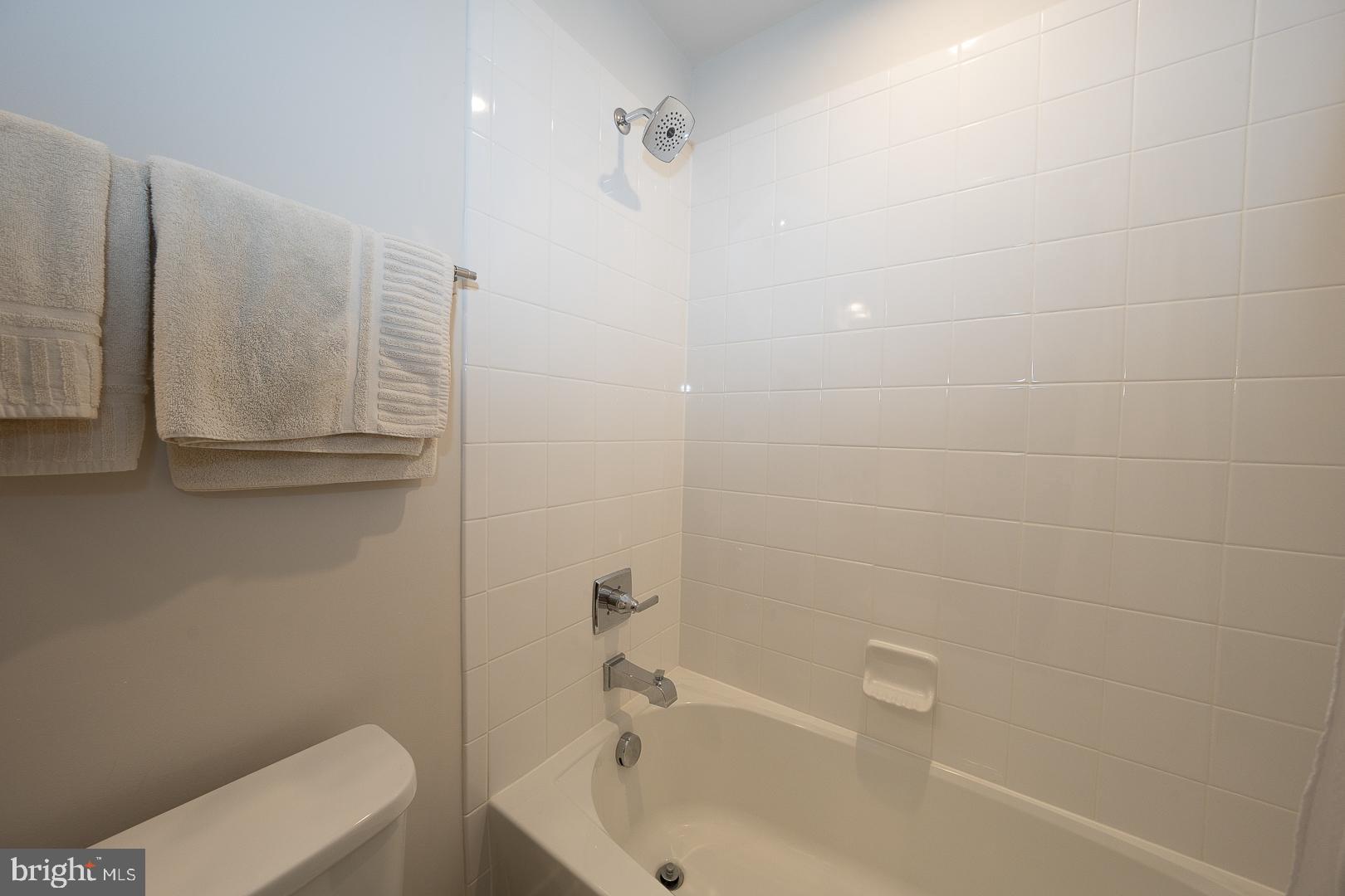 DOWNINGTOWN WALK - Residential