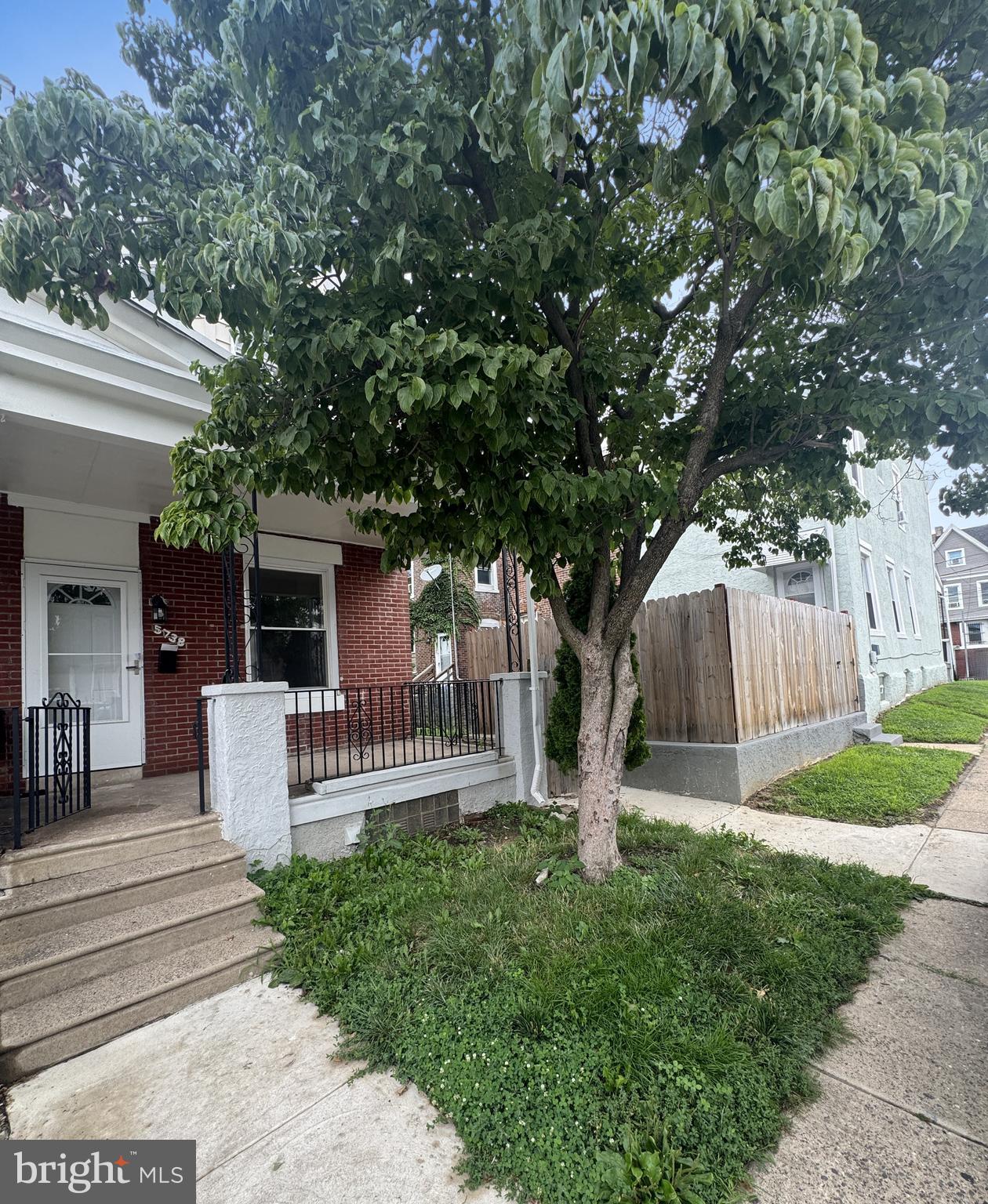 5738 VANDIKE STREET