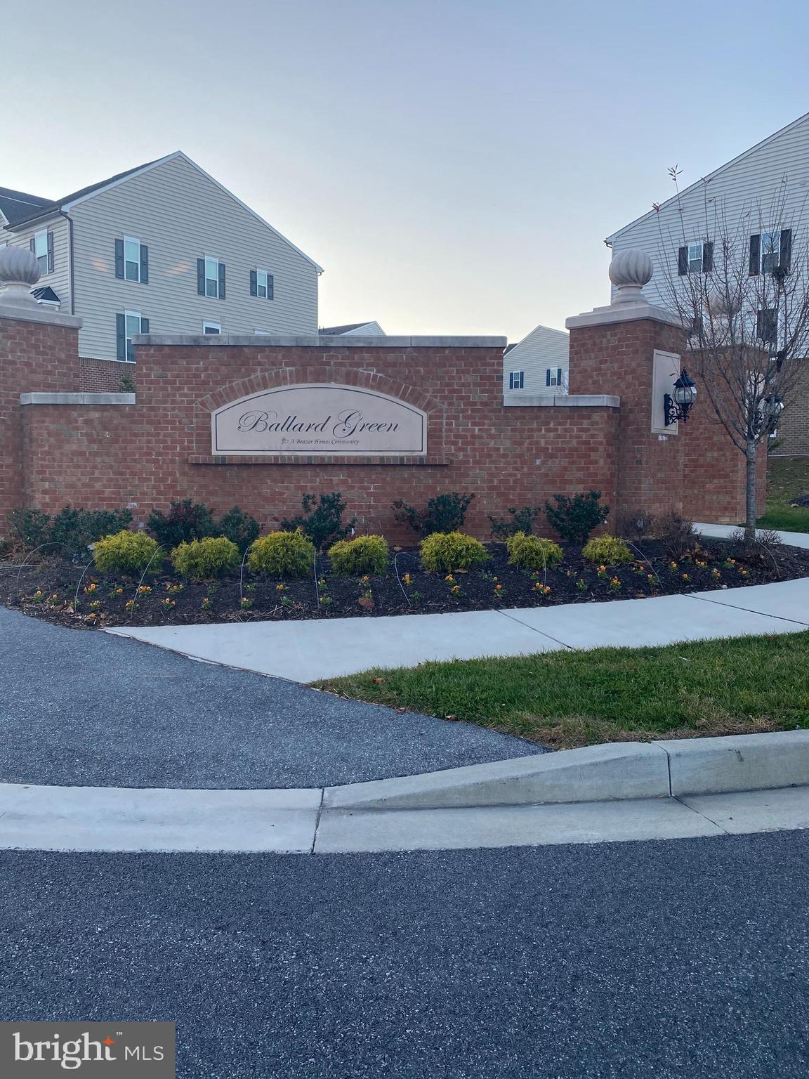 BALLARD GREEN - Residential