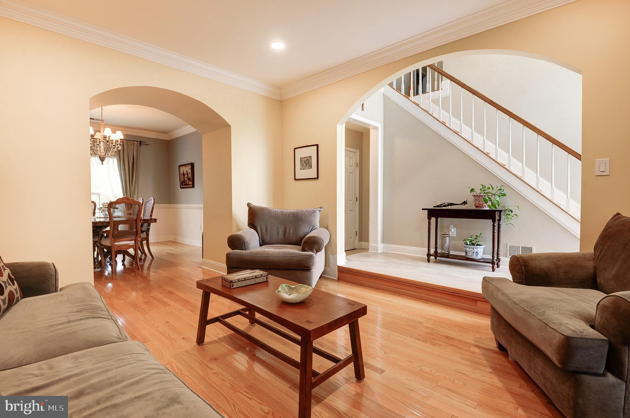 POTOMAC LAKES - Residential