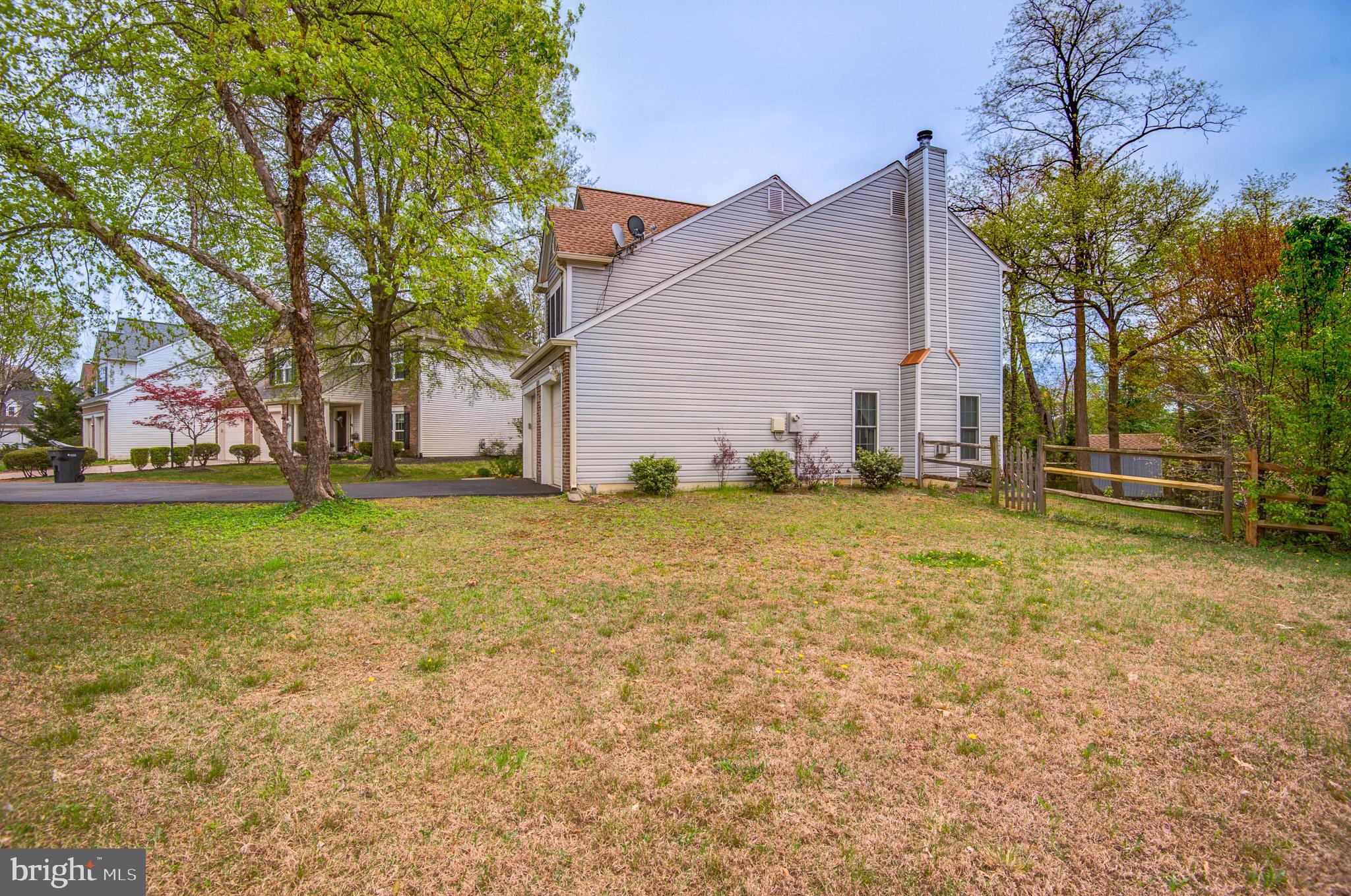 POTOMAC LAKES - Residential