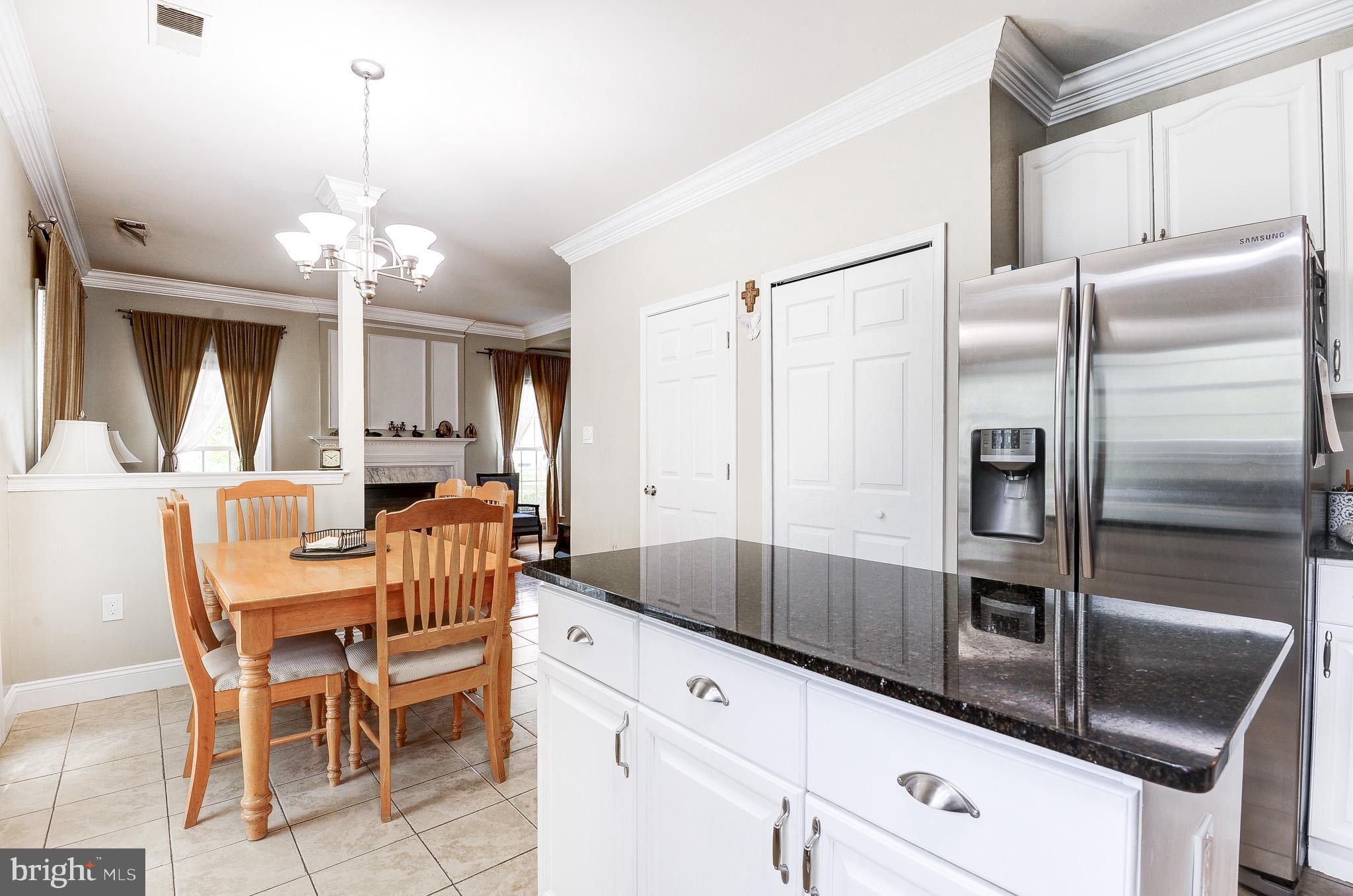 POTOMAC LAKES - Residential