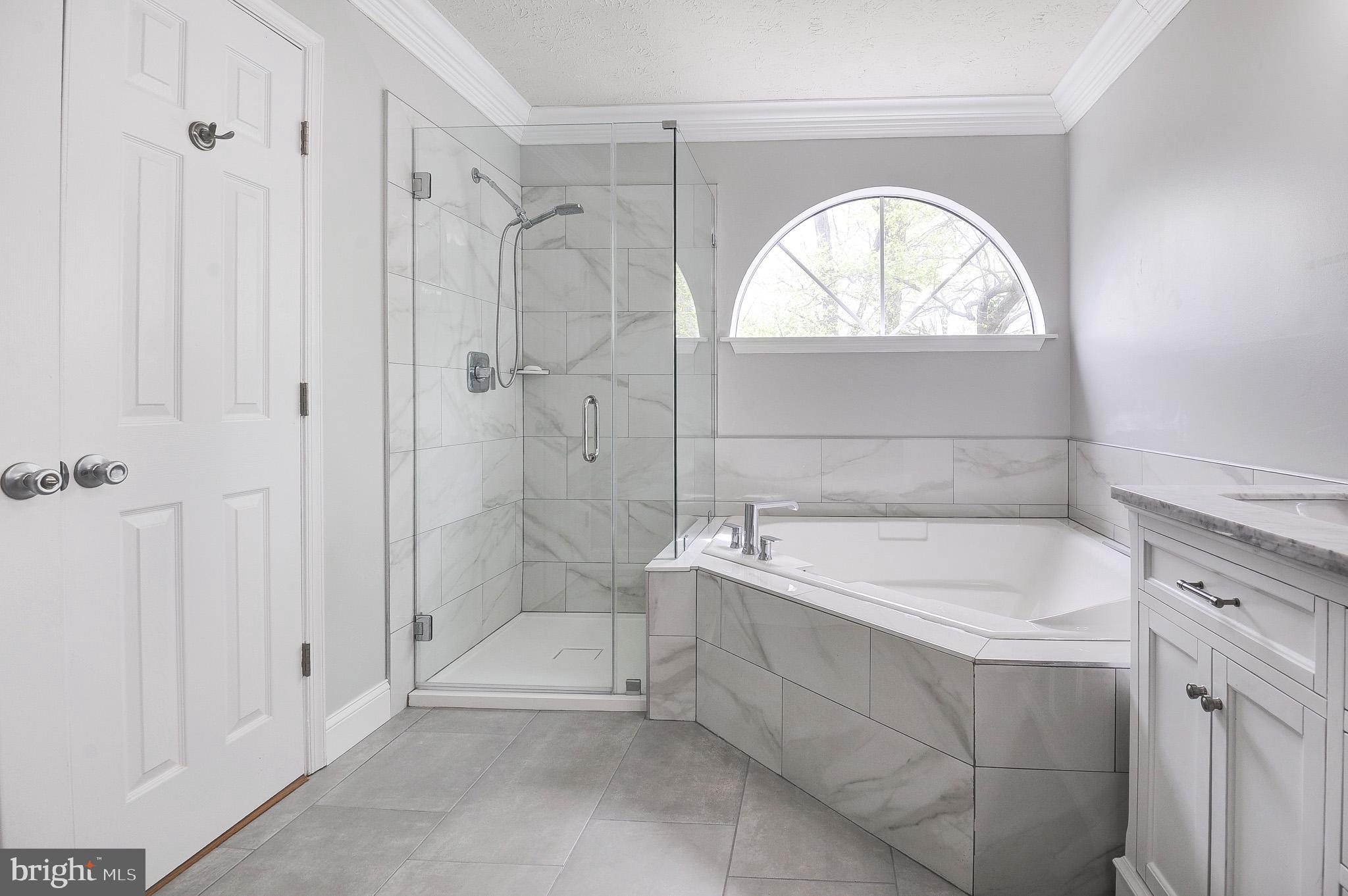 POTOMAC LAKES - Residential