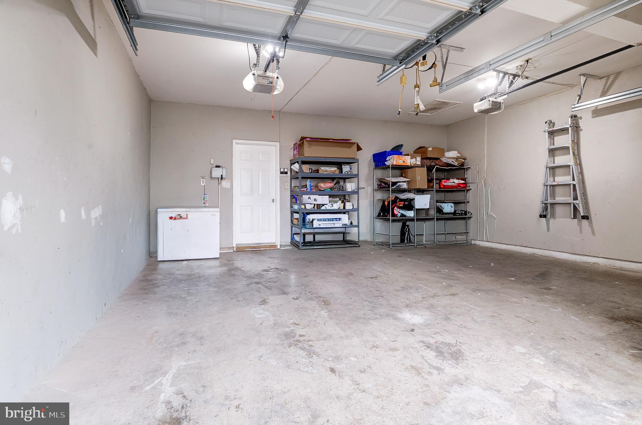 POTOMAC LAKES - Residential