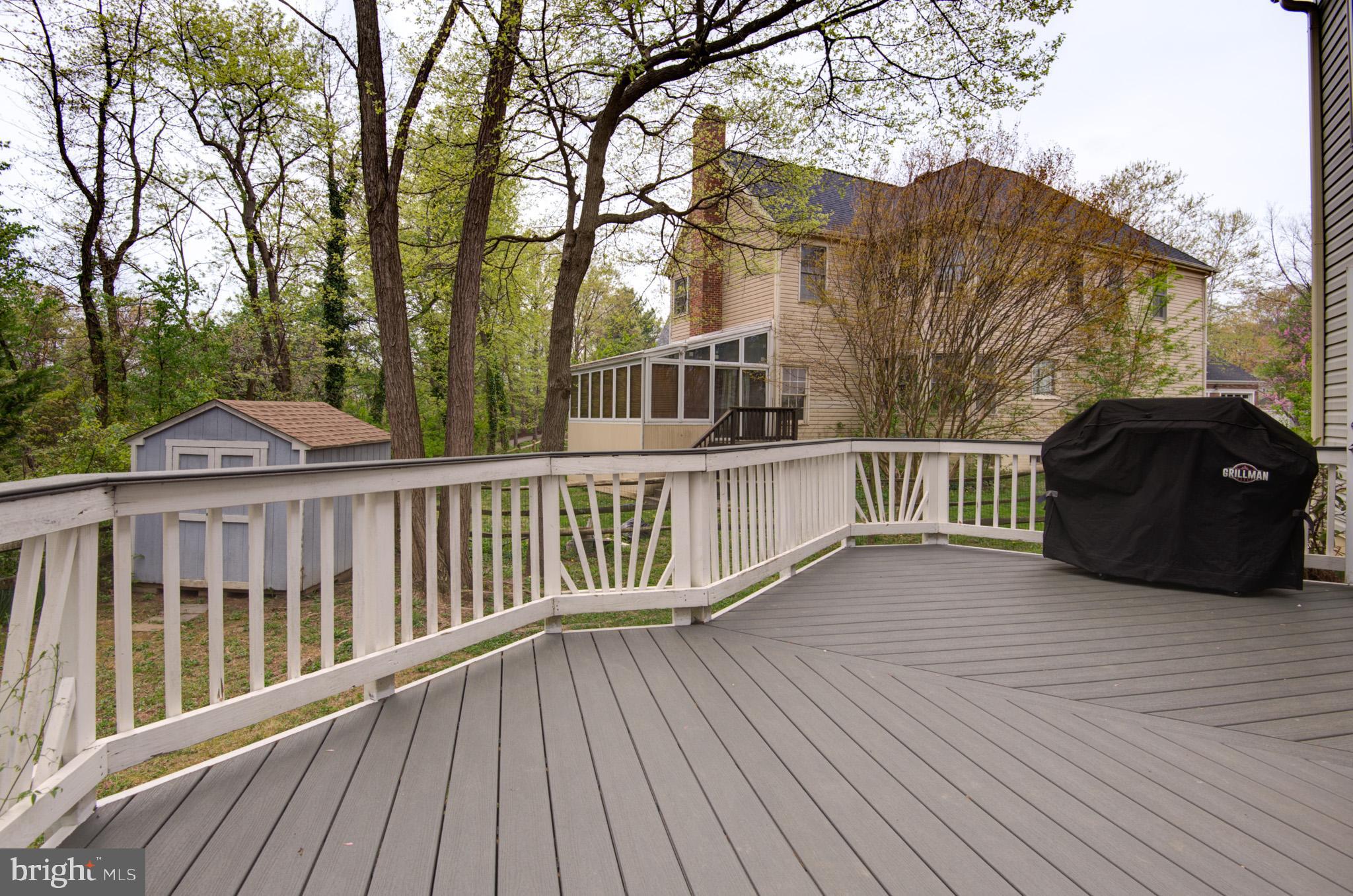 POTOMAC LAKES - Residential