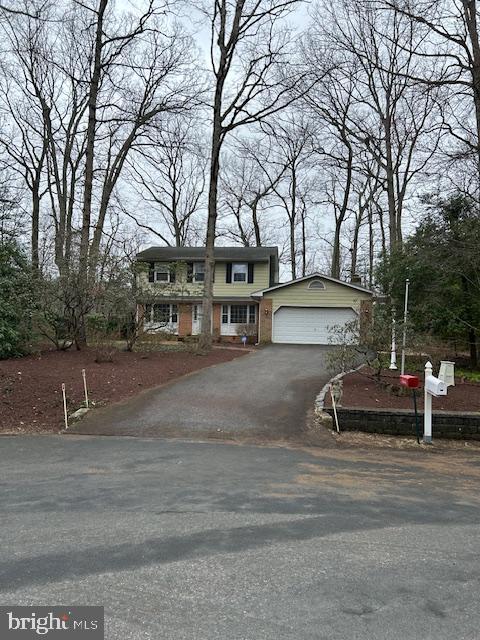 ROLLING KNOLLS - Residential