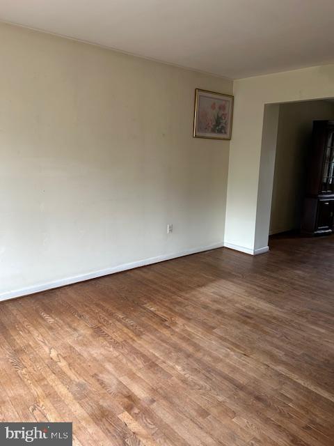 ROLLING KNOLLS - Residential