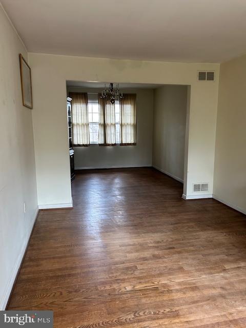 ROLLING KNOLLS - Residential