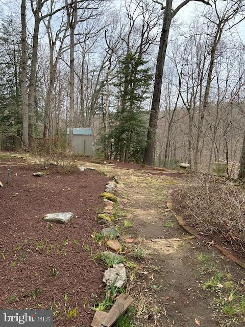 ROLLING KNOLLS - Residential