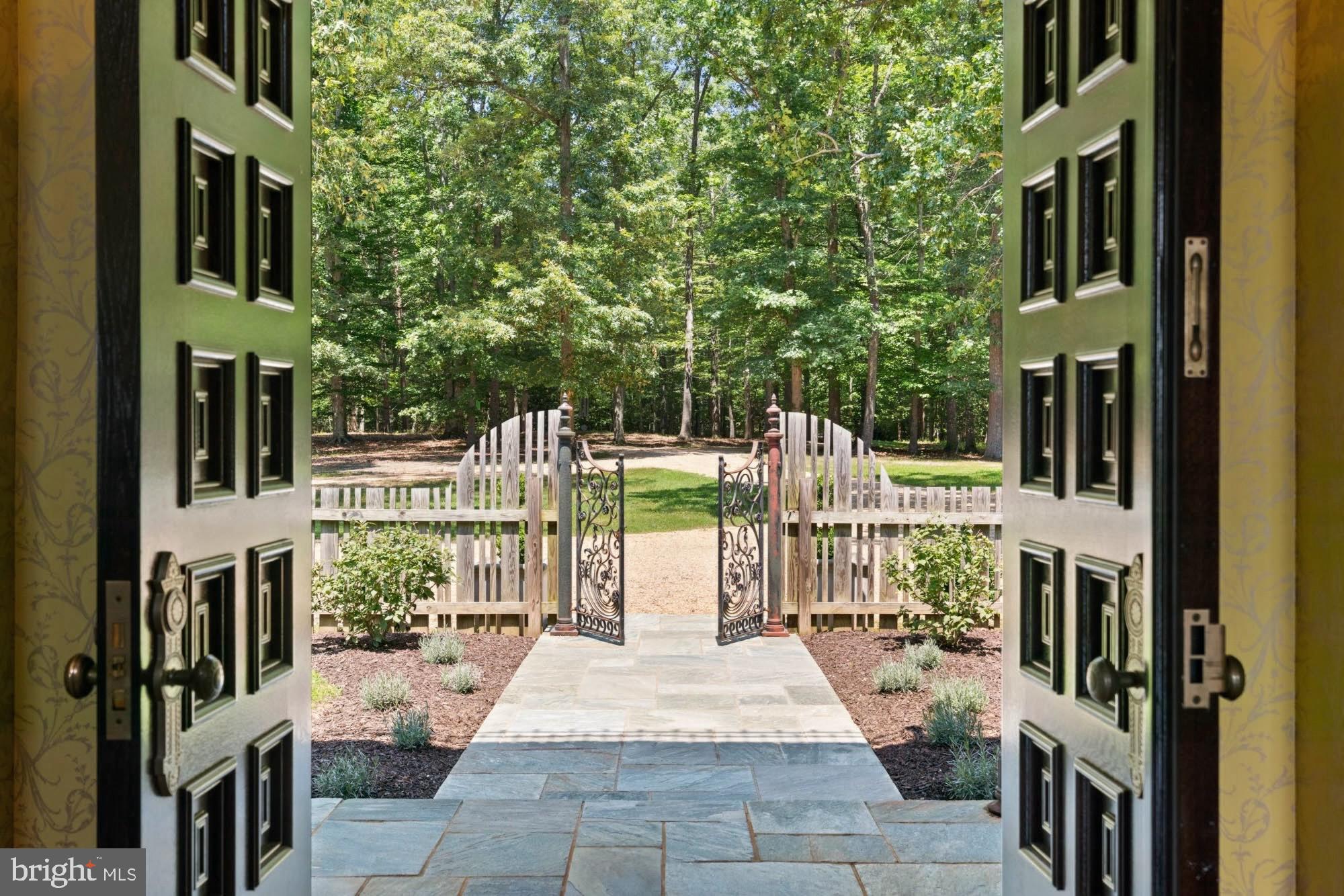 POPES CAMP - Residential