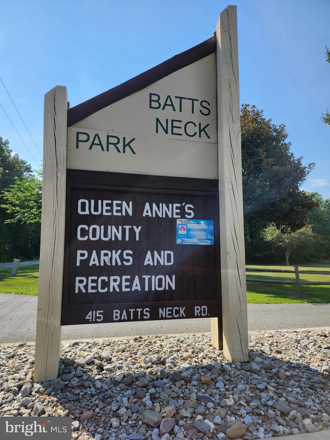 QUEEN ANNE COLONY - Residential