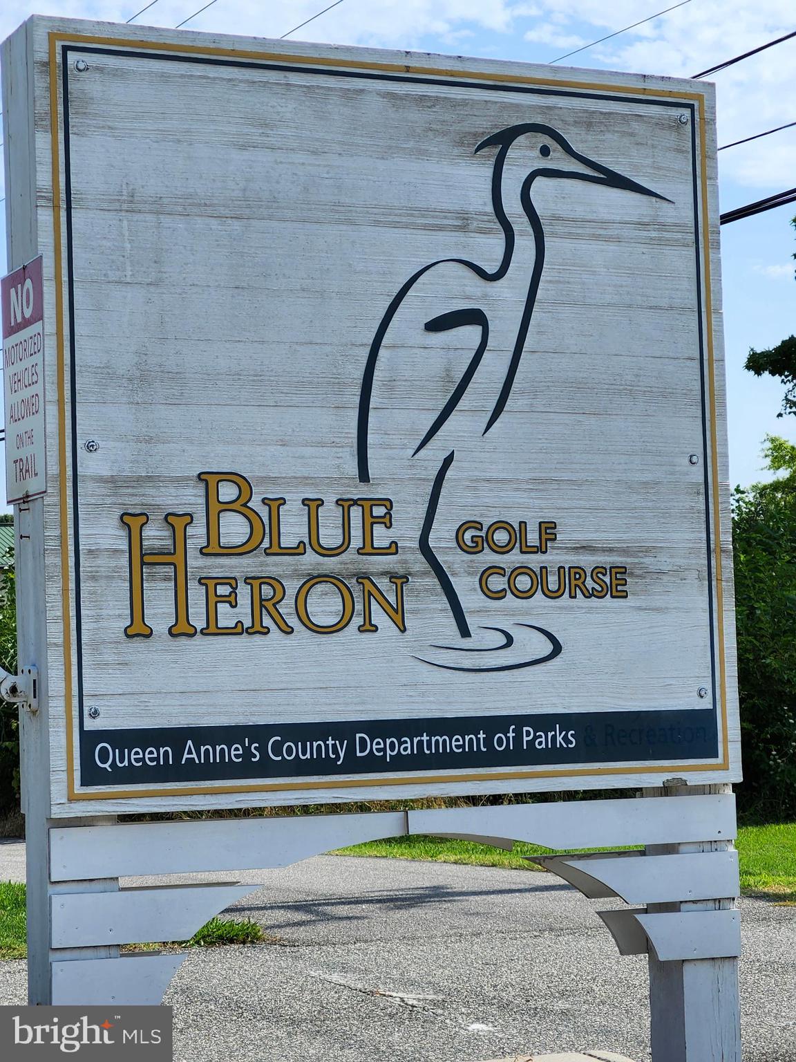 QUEEN ANNE COLONY - Residential