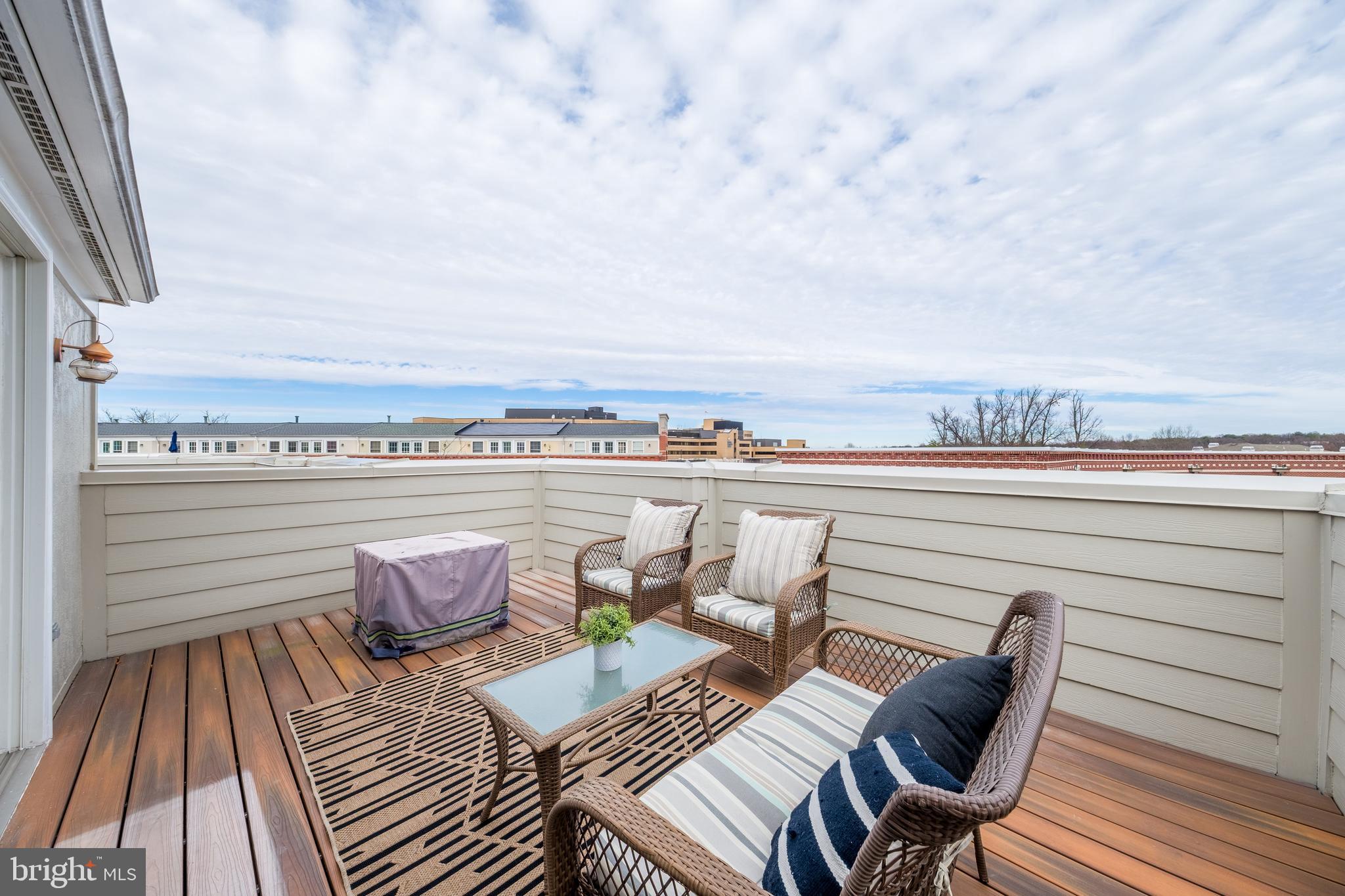 WEST MARKET - Residential