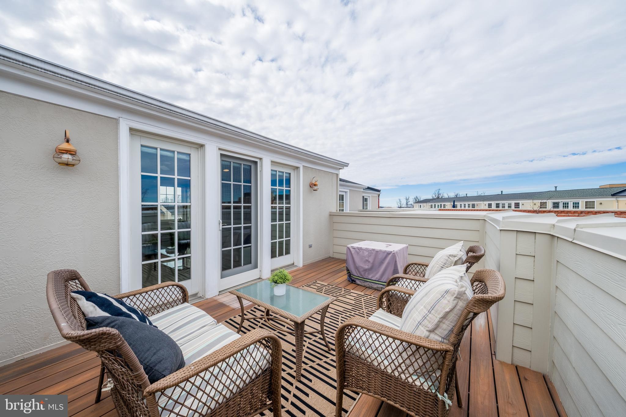 WEST MARKET - Residential