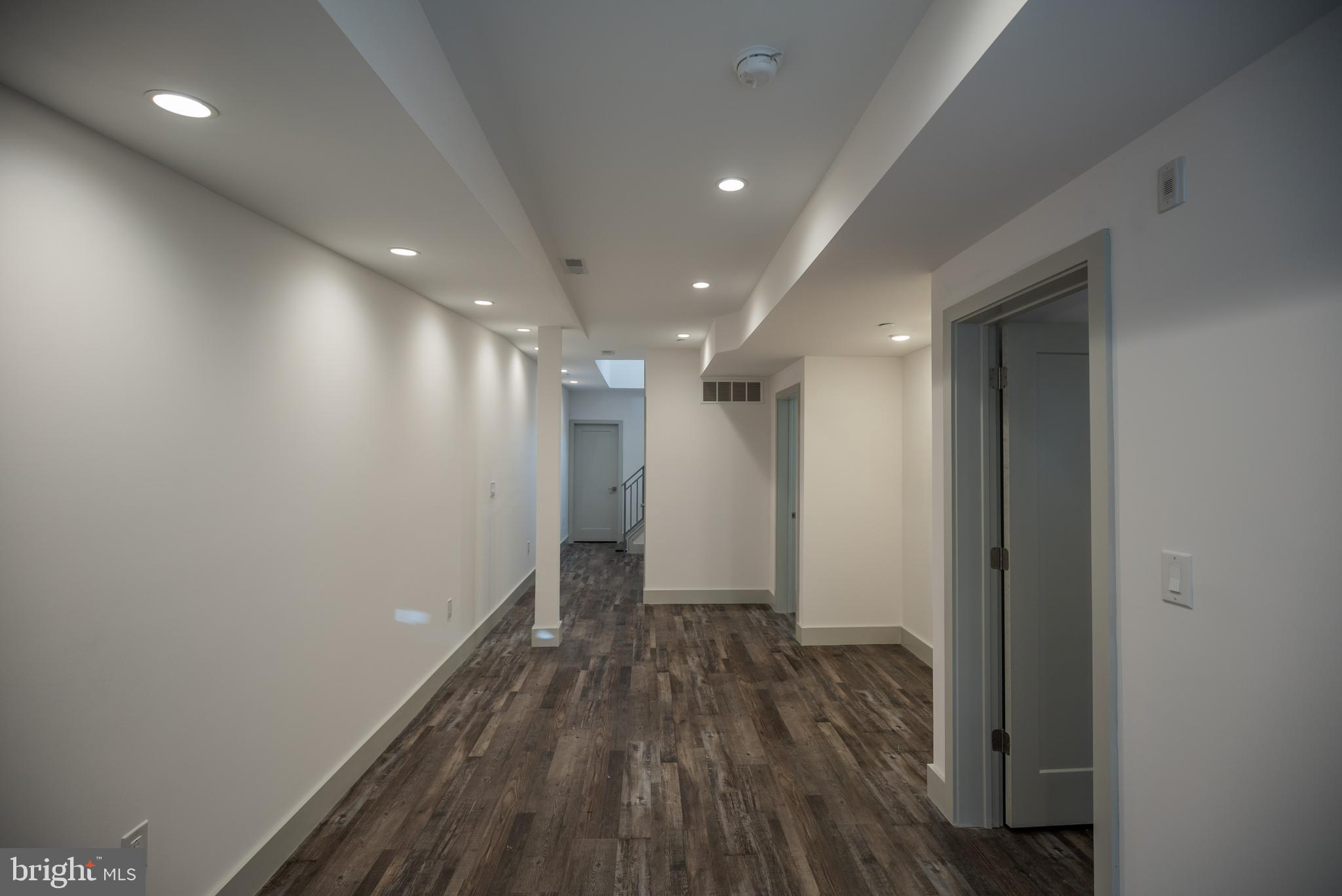 UNIVERSITY CITY - Residential Lease