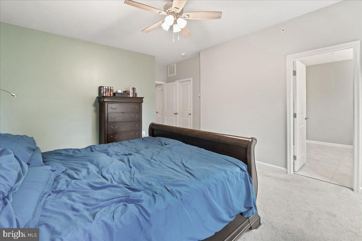 PONDVIEW - Residential