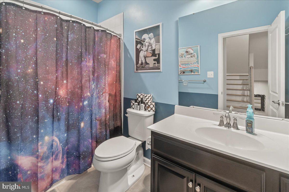 PONDVIEW - Residential