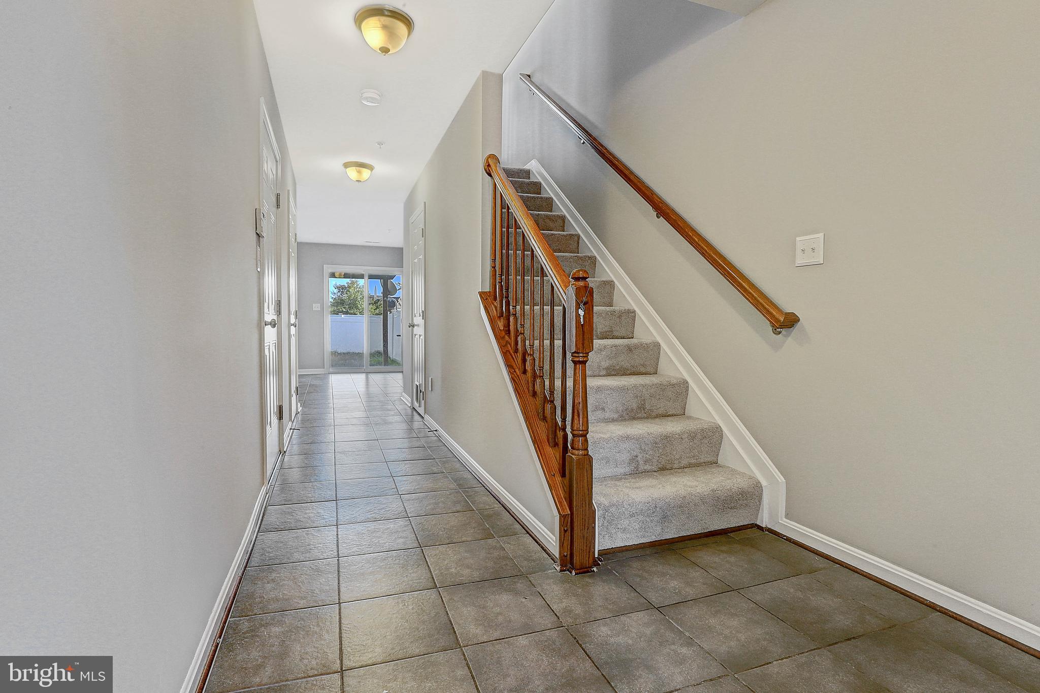 WHISPERING WOODS - Residential