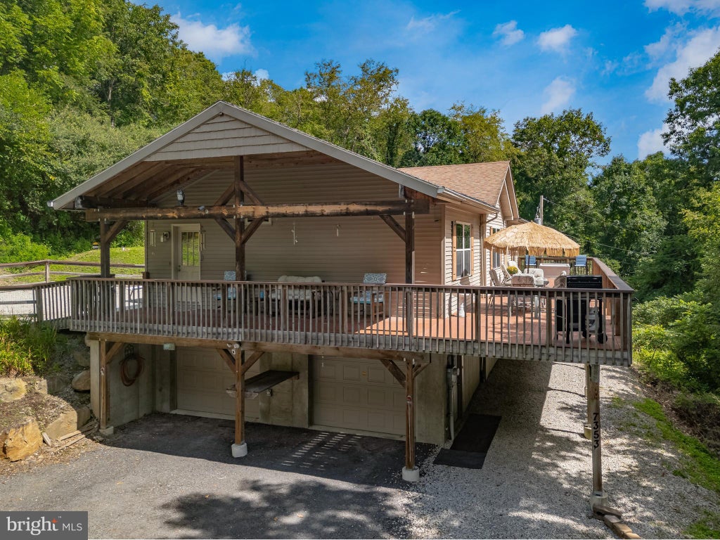 Photo of 7353 Farrier Road, OREFIELD, PA 18069 (MLS # PALH2016680)