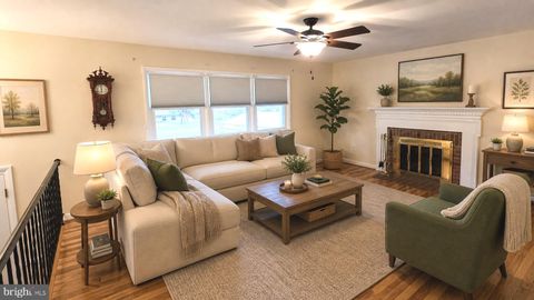 Tiny photo for 4231 Corcoran Street, ALEXANDRIA, VA 22309 (MLS # VAFX2308164)