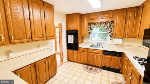Tiny photo for 4231 Corcoran Street, ALEXANDRIA, VA 22309 (MLS # VAFX2308164)