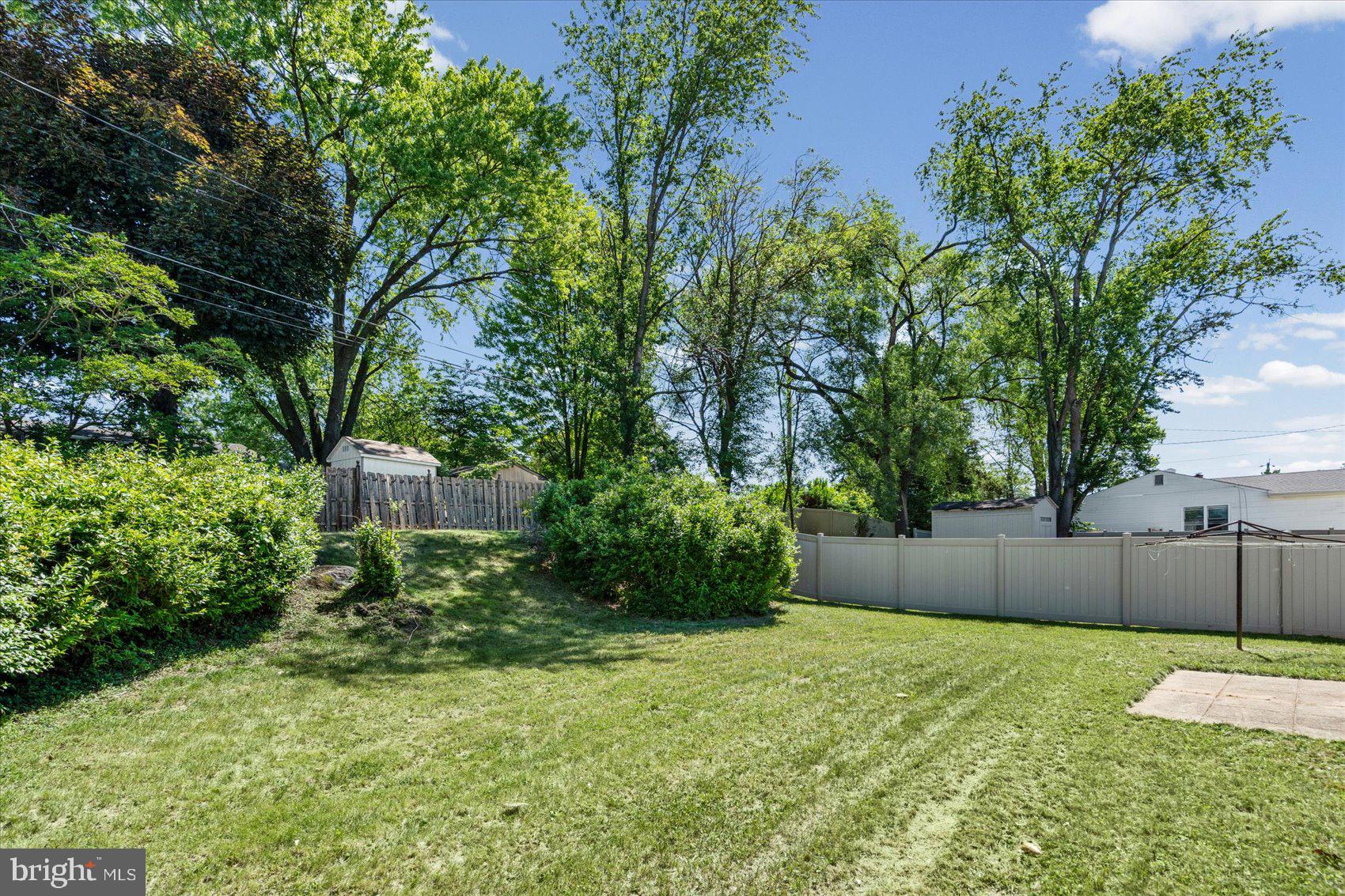 MAYFIELD - Residential