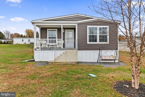 Mobile Home For Sale - 501 Windy Hill Road #LOT 125<br/> Perry County, SHERMANS DALE, PA 17090