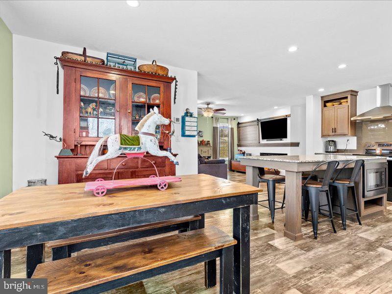 ORCHARD HILLS - Residential