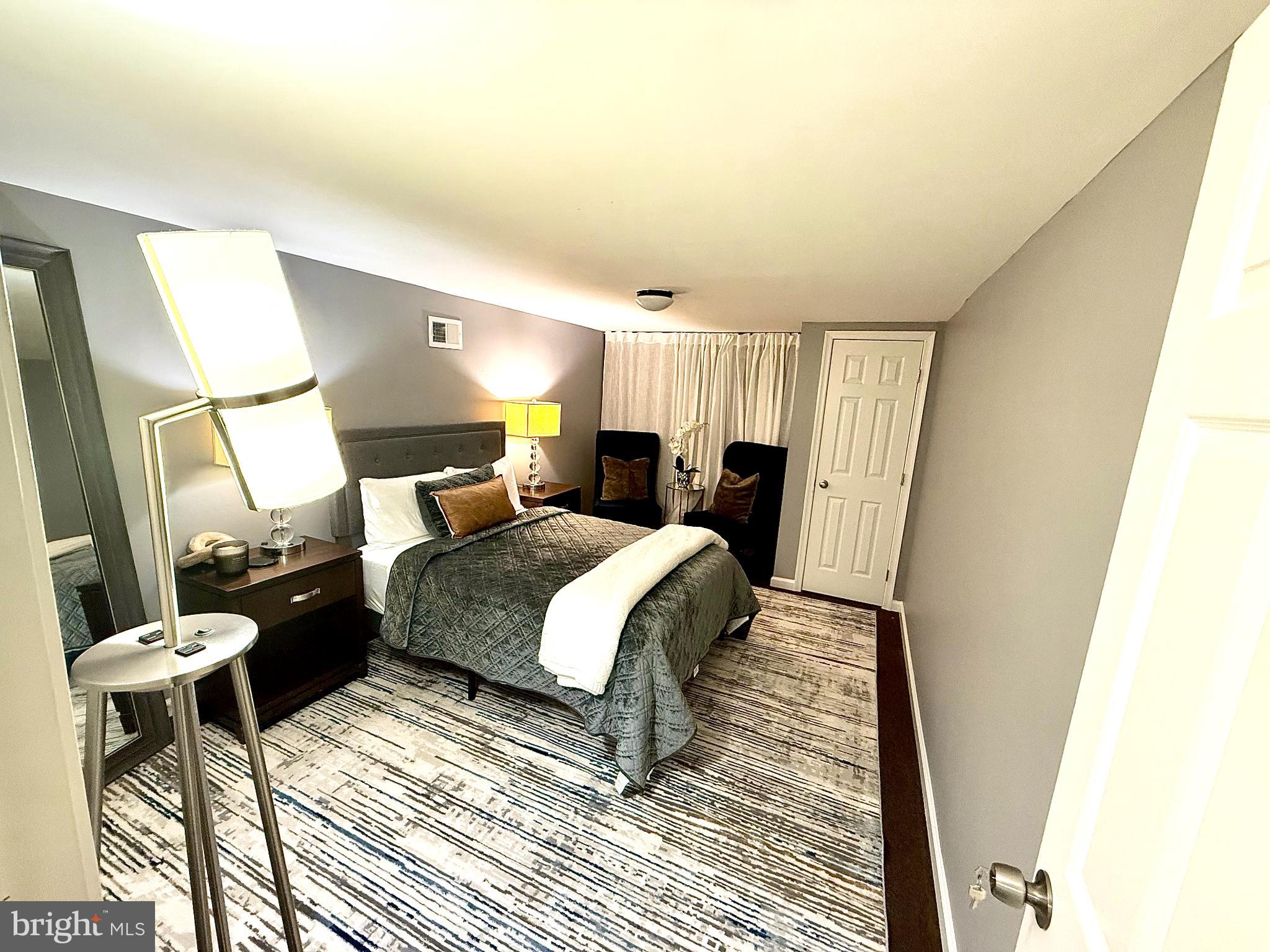 6525 KENOVA STREET B