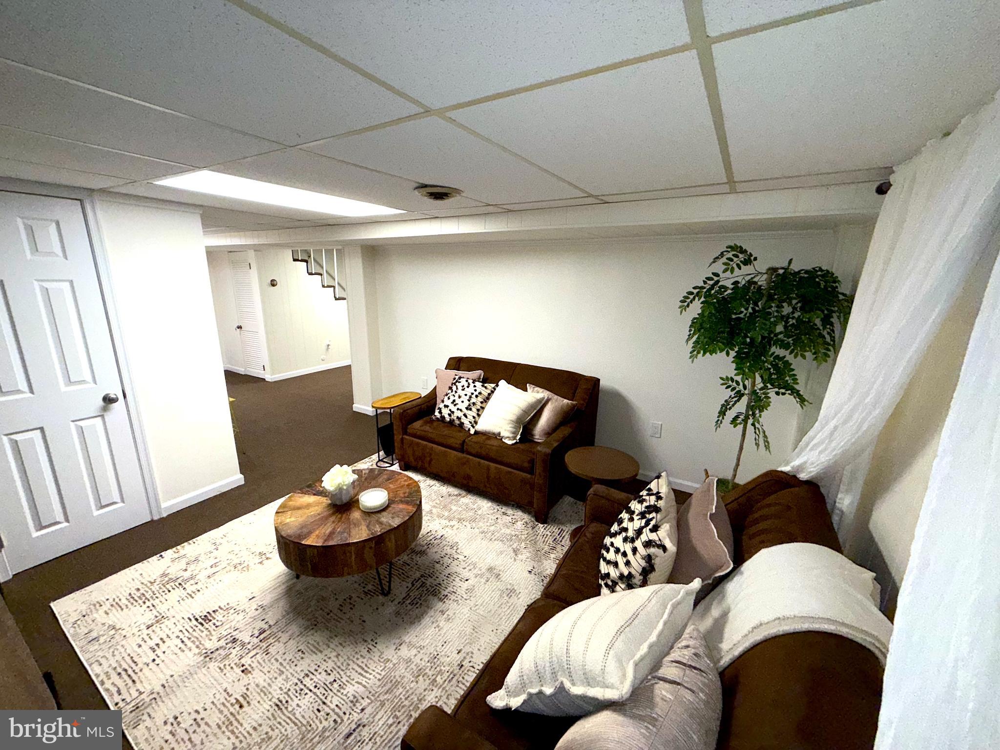 BERKSHIRE - Residential Lease