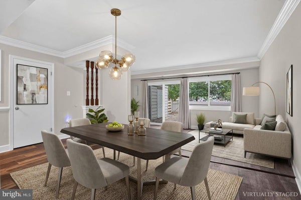 858 DOGWOOD CT, HERNDON, VA 20170 - Image e45a01ad28236adea0ca68d444eecf3f/3941342833